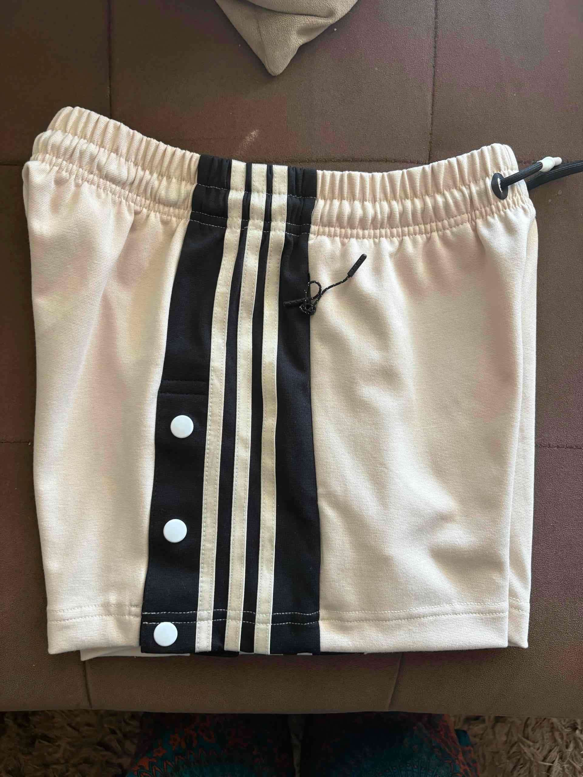 Pantalones cortos deportivos Adidas