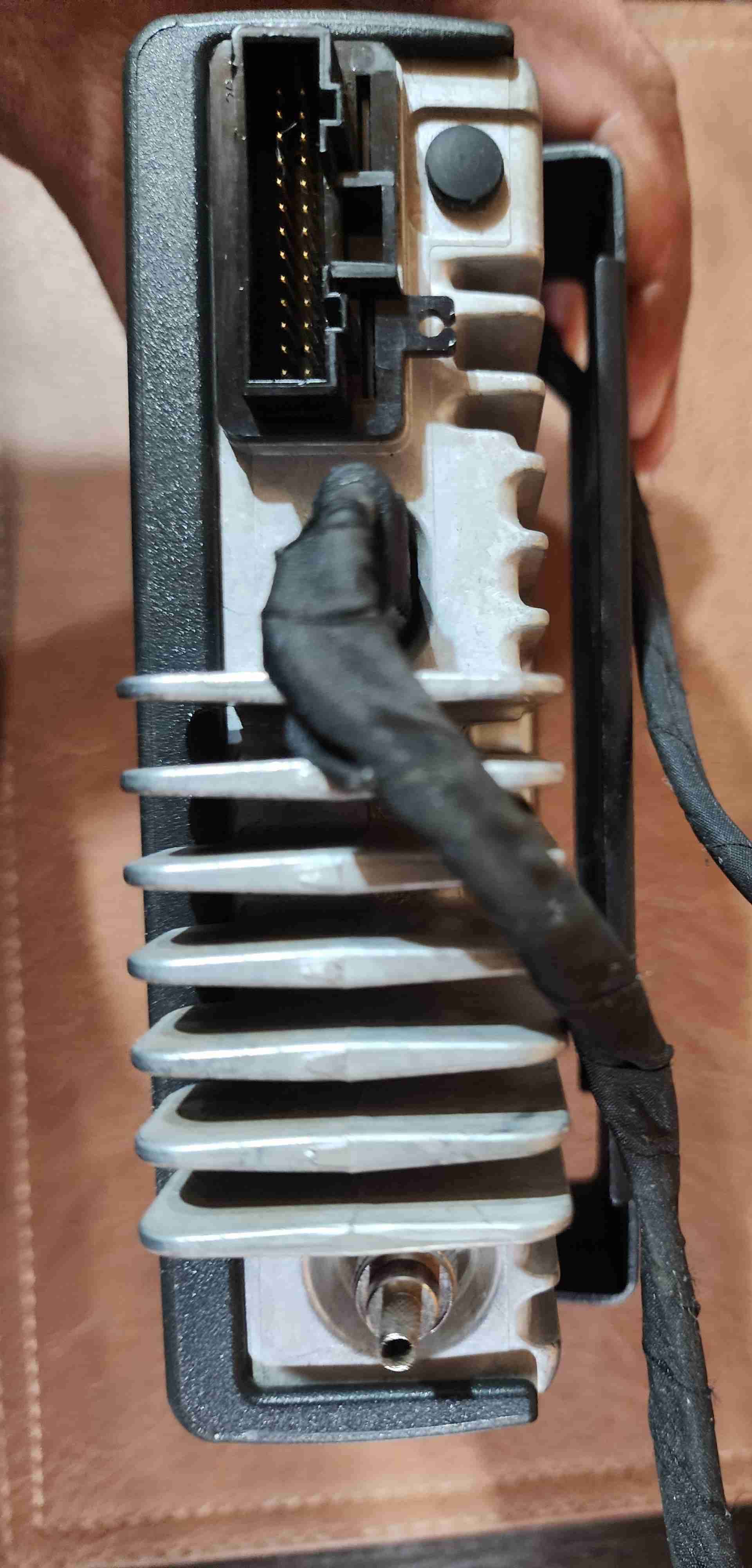 Radio Motorola DGM 6100 - miniatura 4