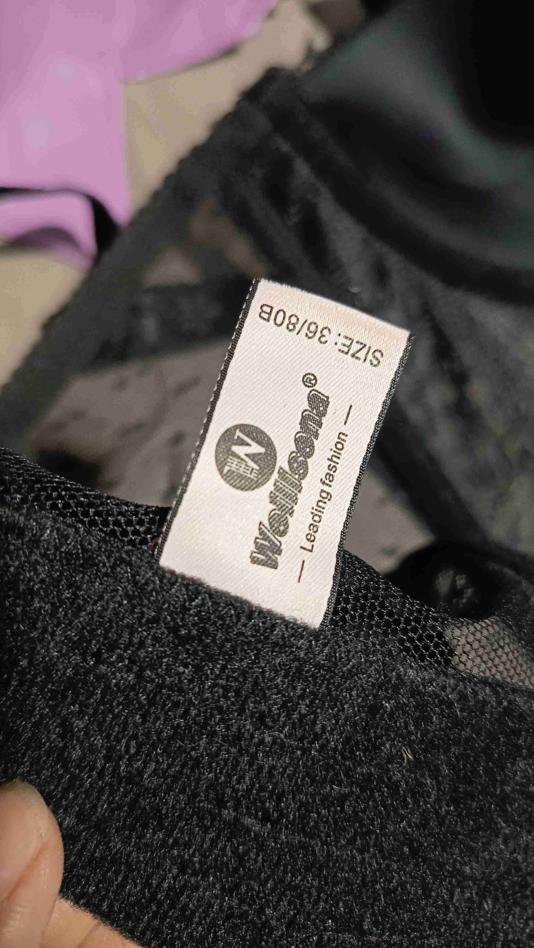 Corset morado y negro de encaje - miniatura 2