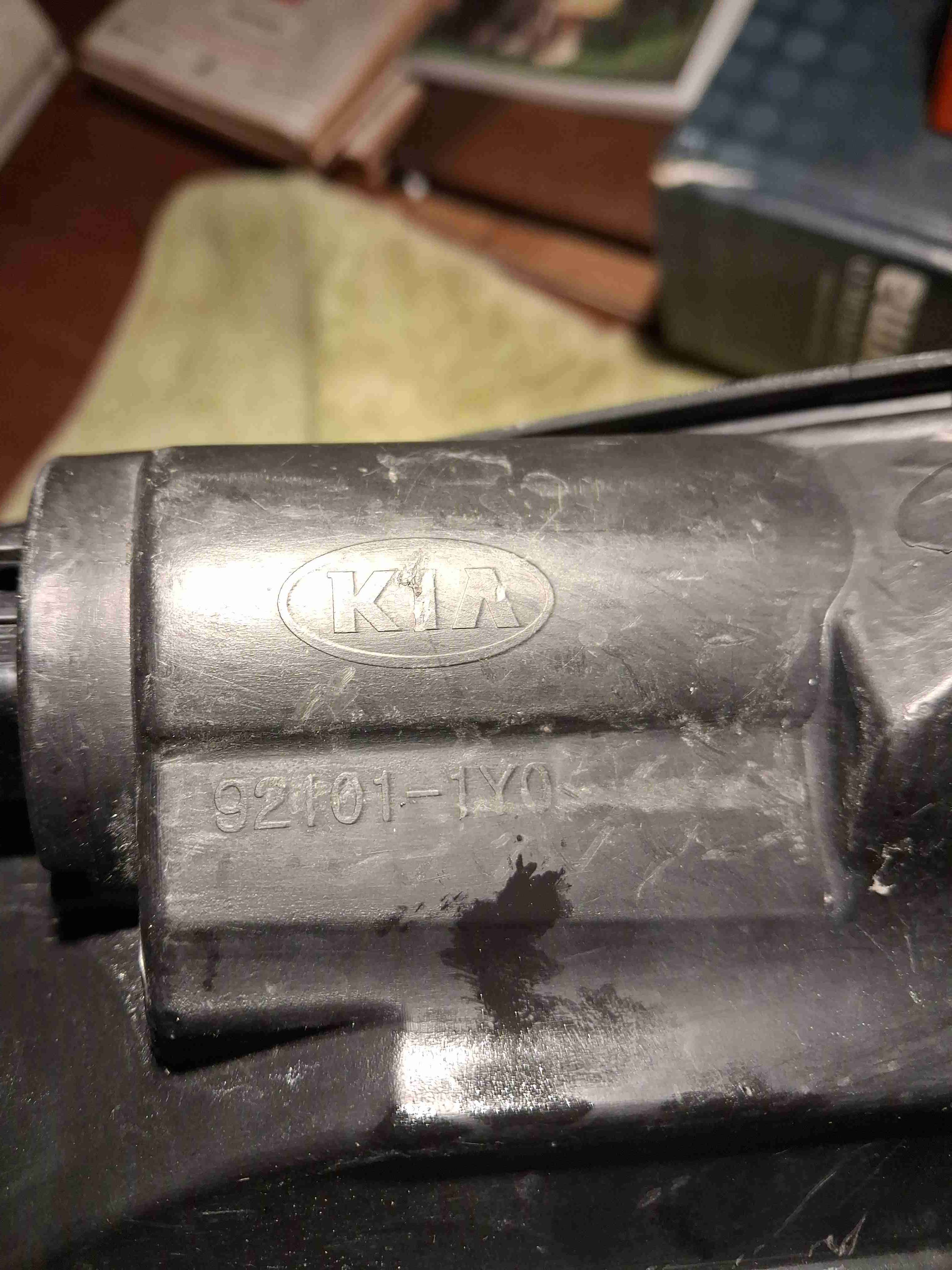 Foco delantero de vehículo plateado - miniatura 5