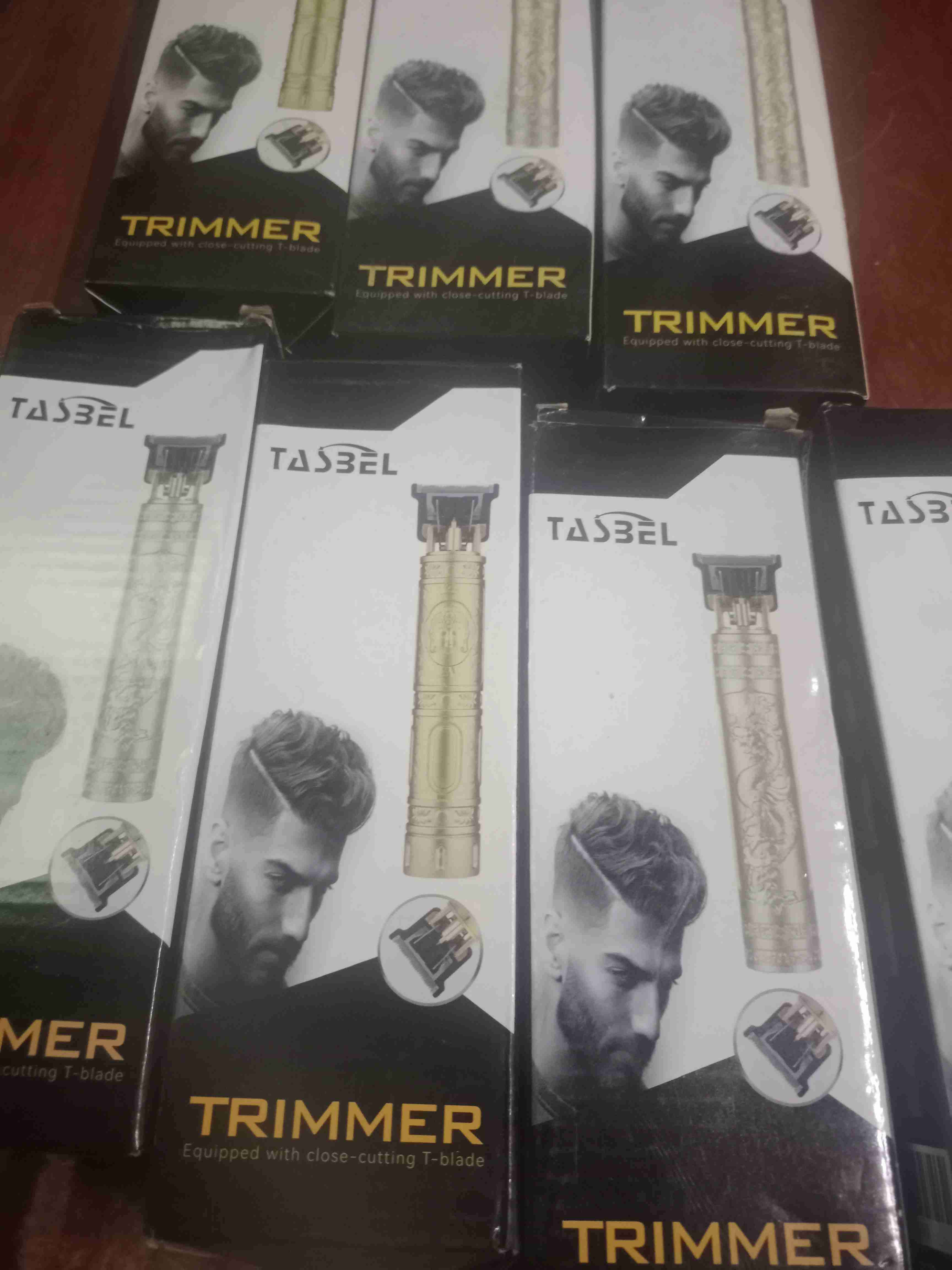 Máquina cortapelo dorada recargable - miniatura 3