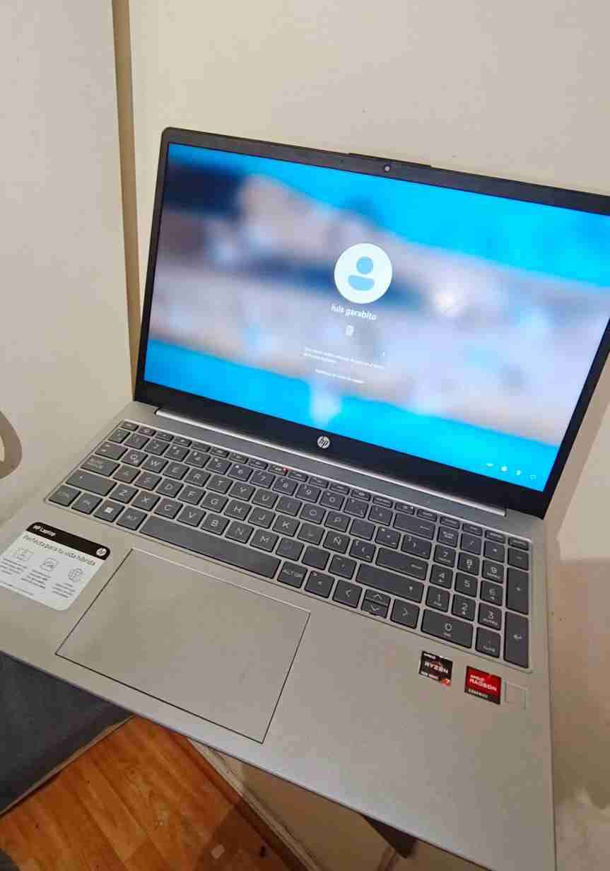 Laptop HP 15-fc0xxx - miniatura 2