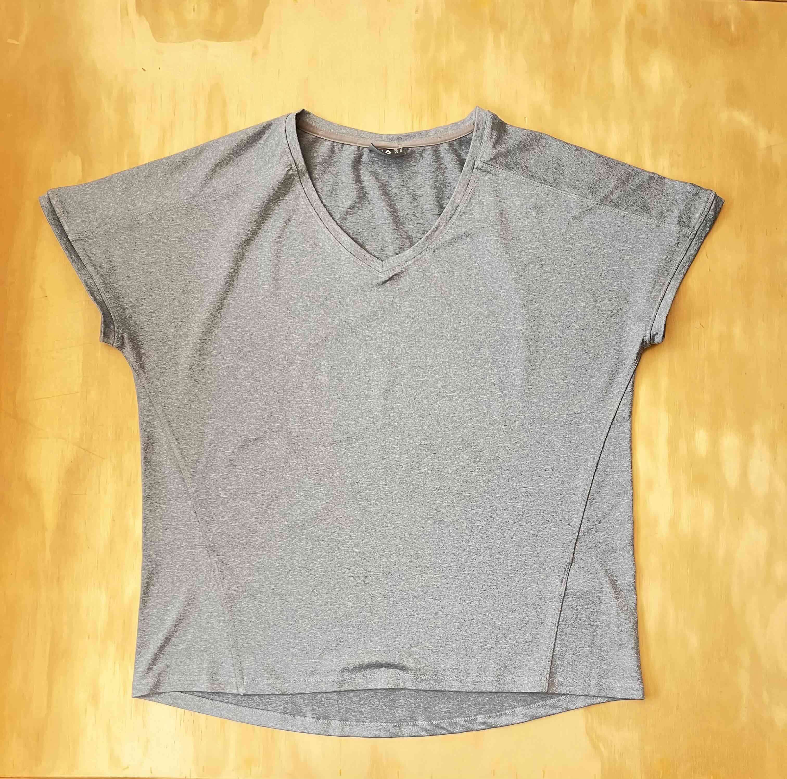 Polera gris Fila de algodón - miniatura 2