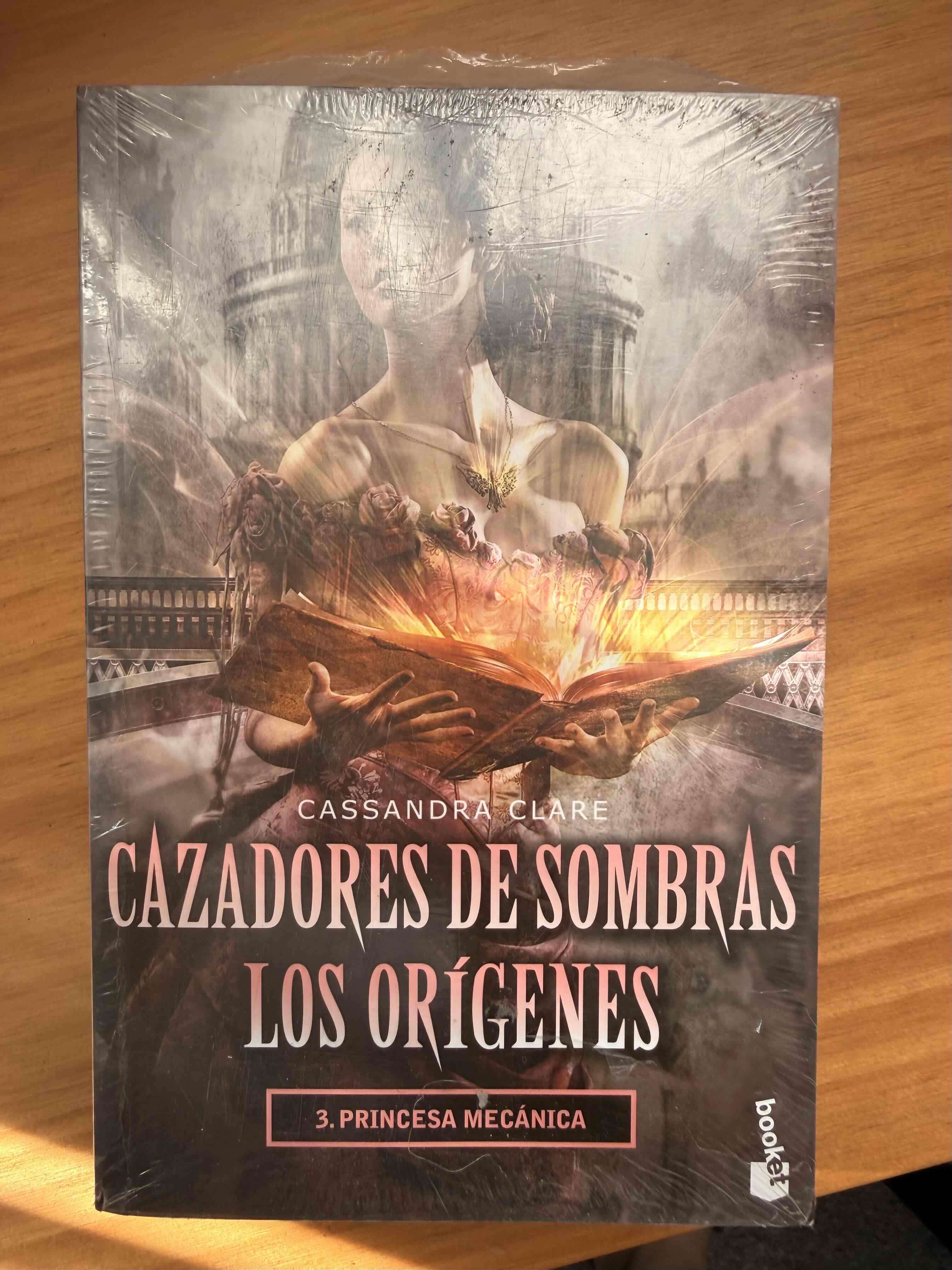 Libro Cazadores de Sombras: Princesa Mecánica