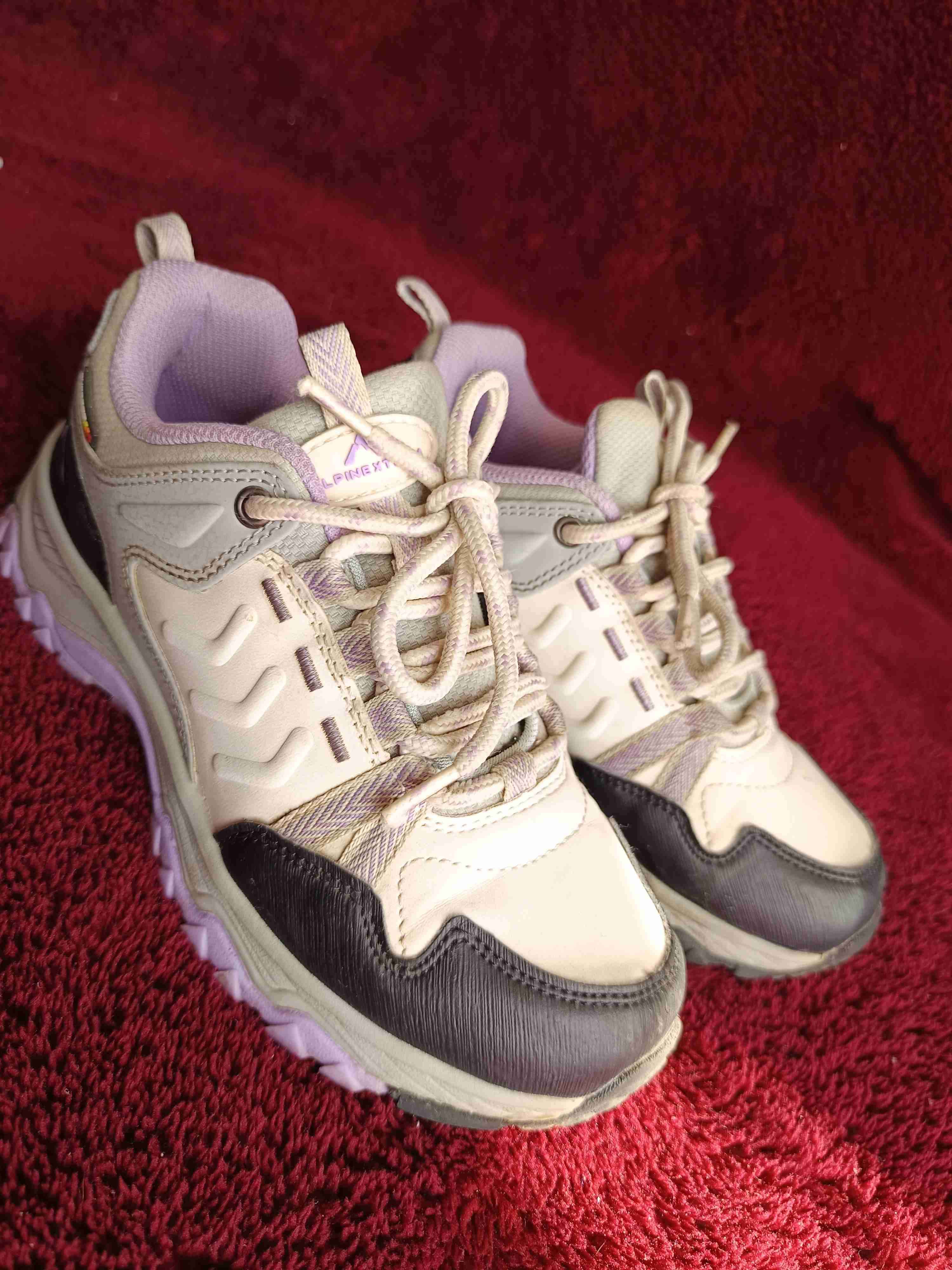 Zapatillas deportivas beige