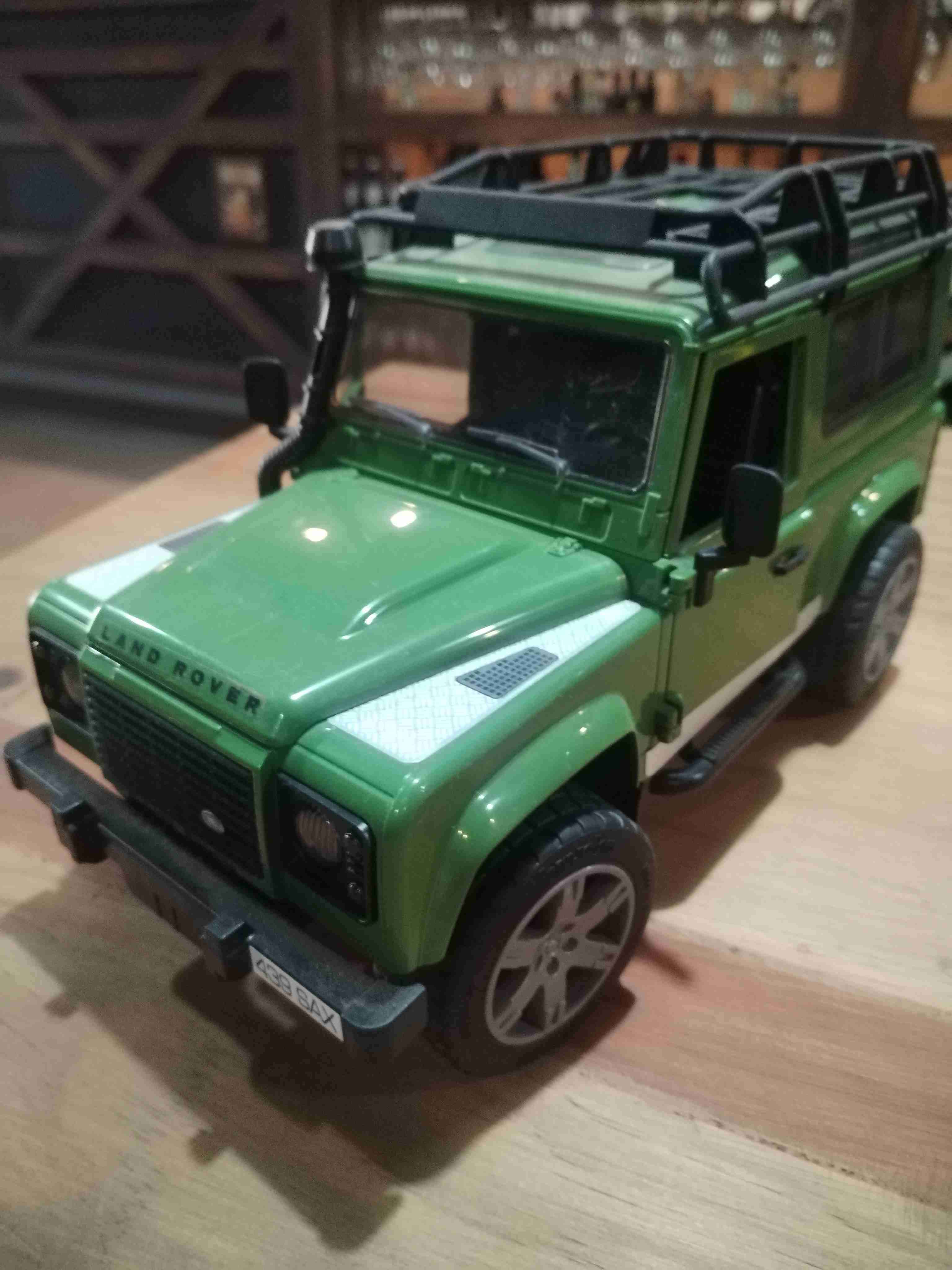 Miniatura camioneta verde - miniatura 2