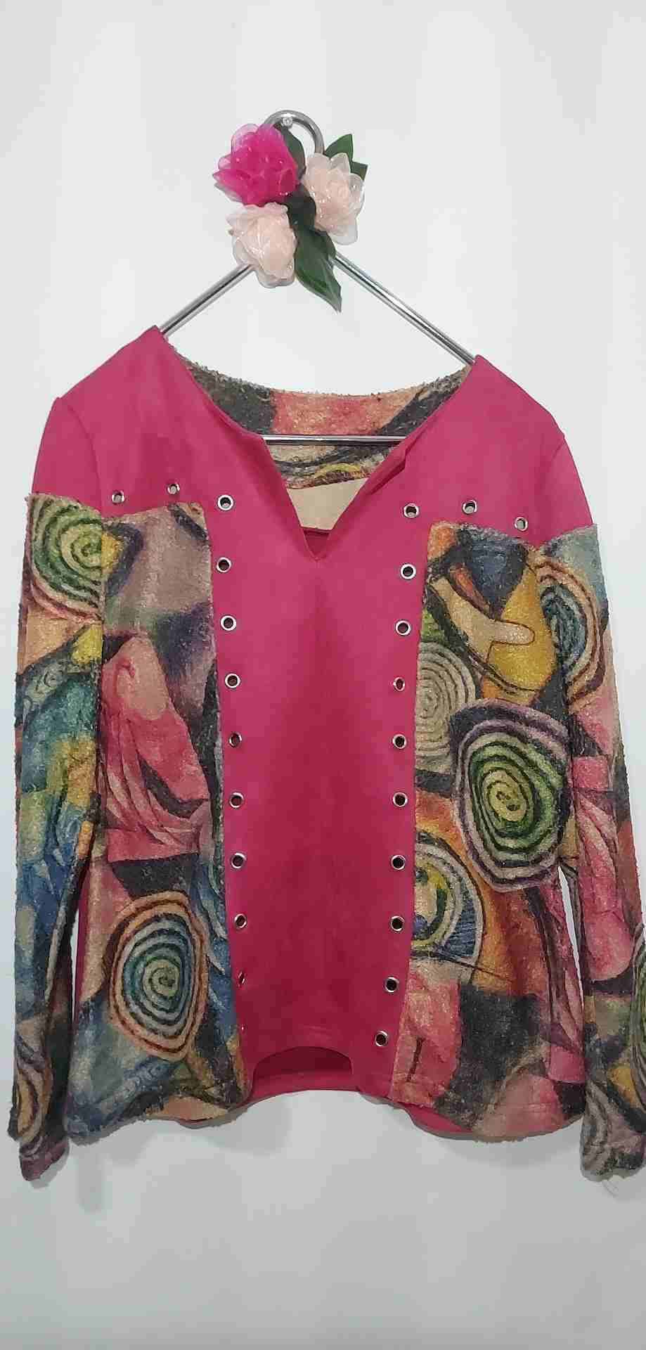 Sweater tipo Chaqueta con diseño artístico - miniatura 5