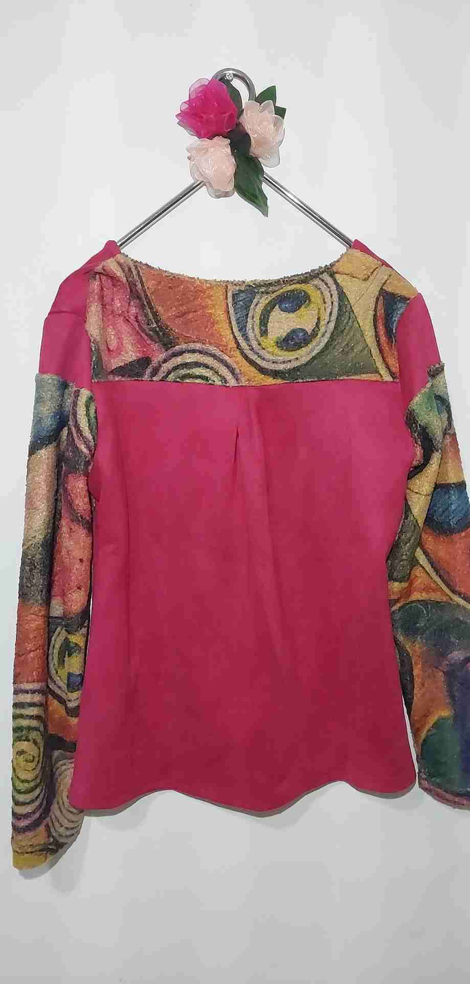 Sweater tipo Chaqueta con diseño artístico - miniatura 6