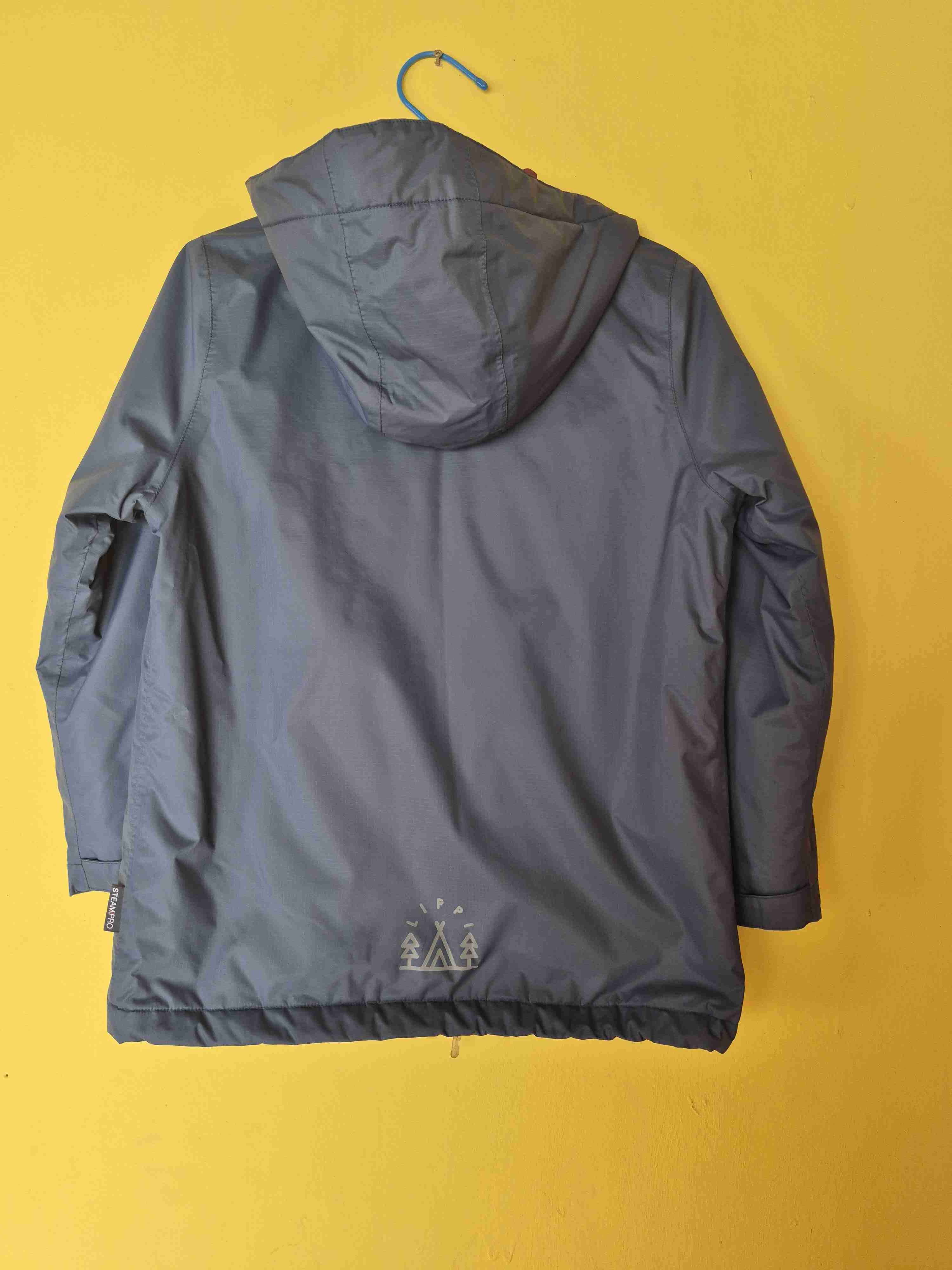 Chaqueta azul con capucha impermeable t10 - miniatura 3