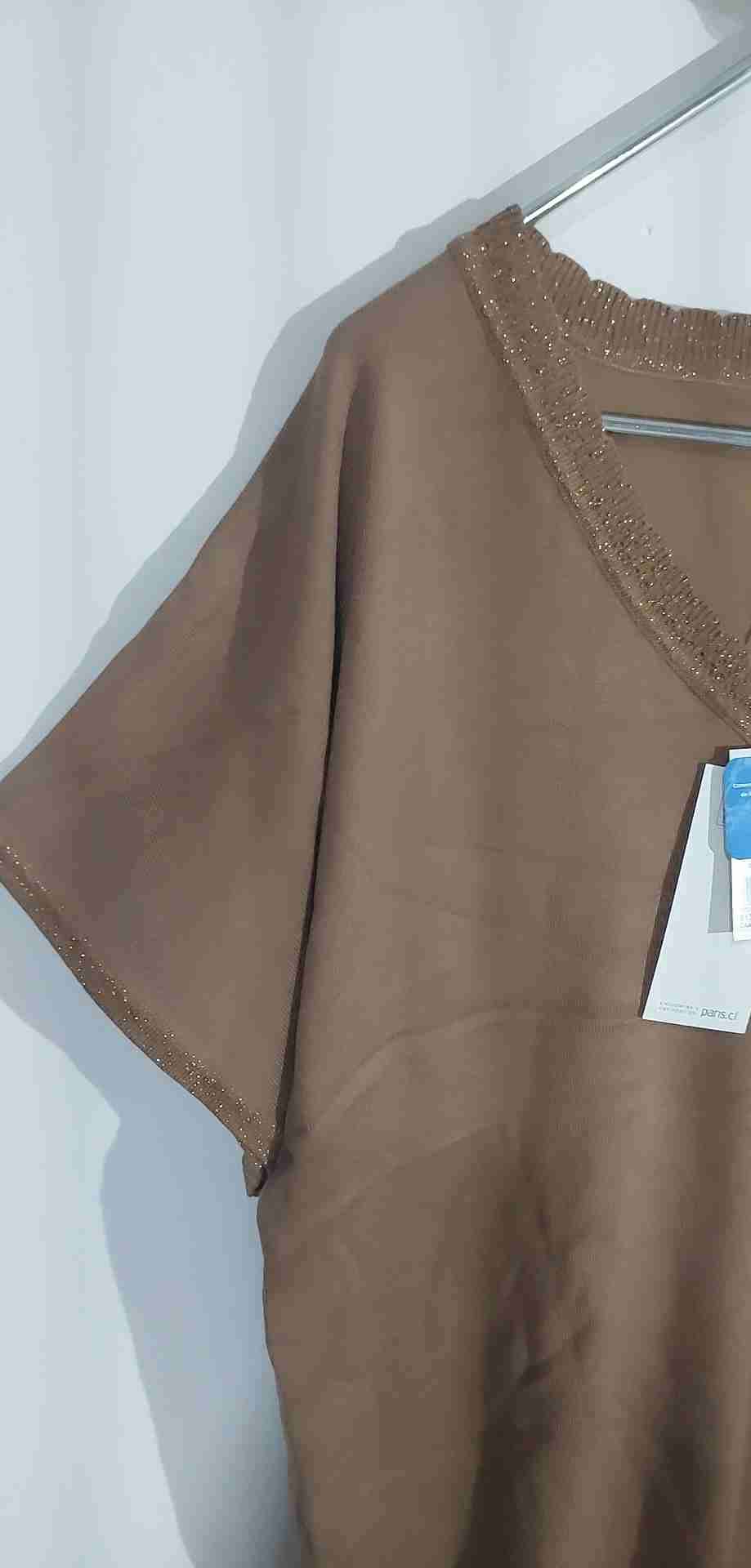 Polera café con detalles de brillo - miniatura 2