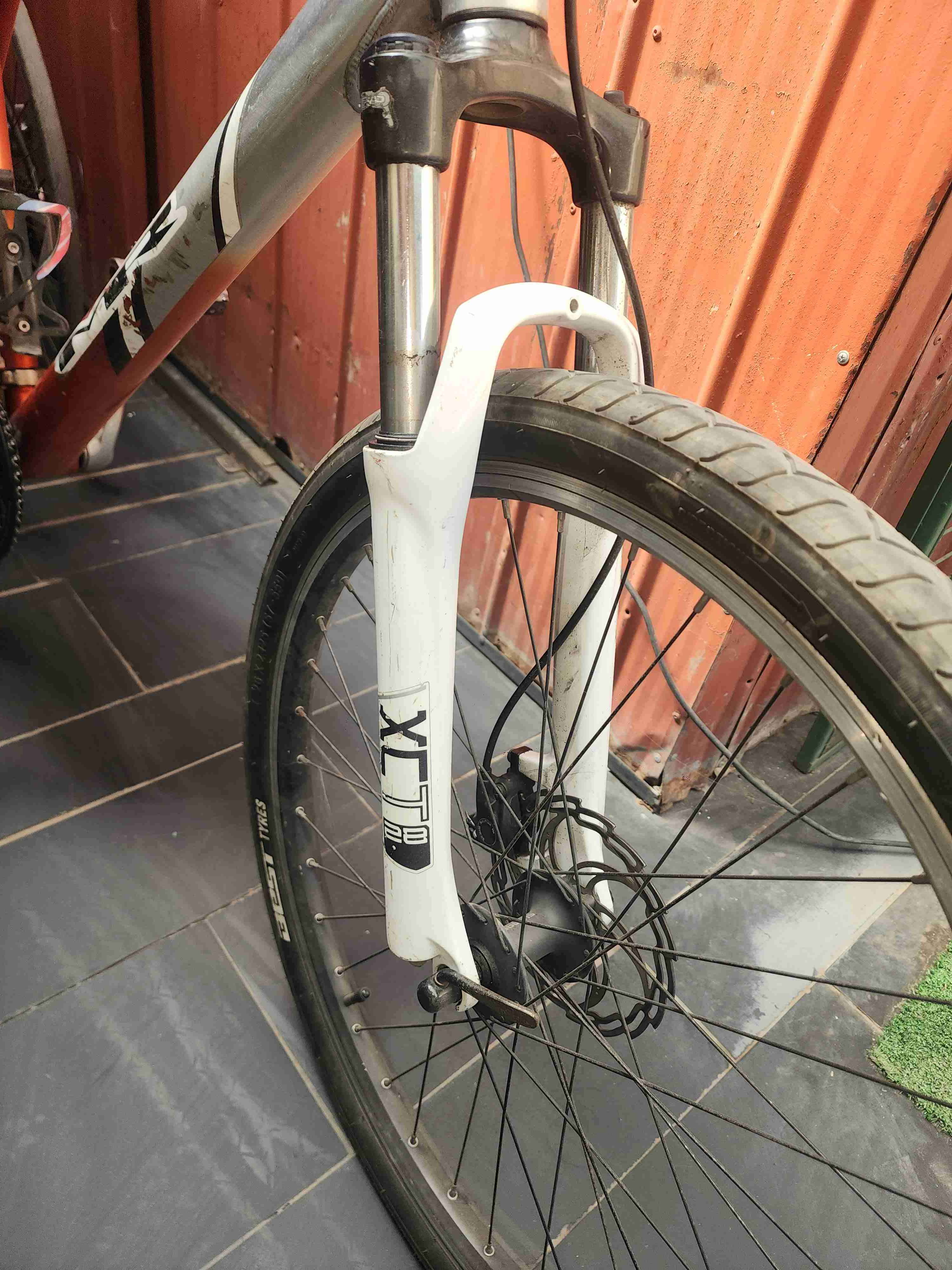 Bicicleta de montaña - miniatura 6