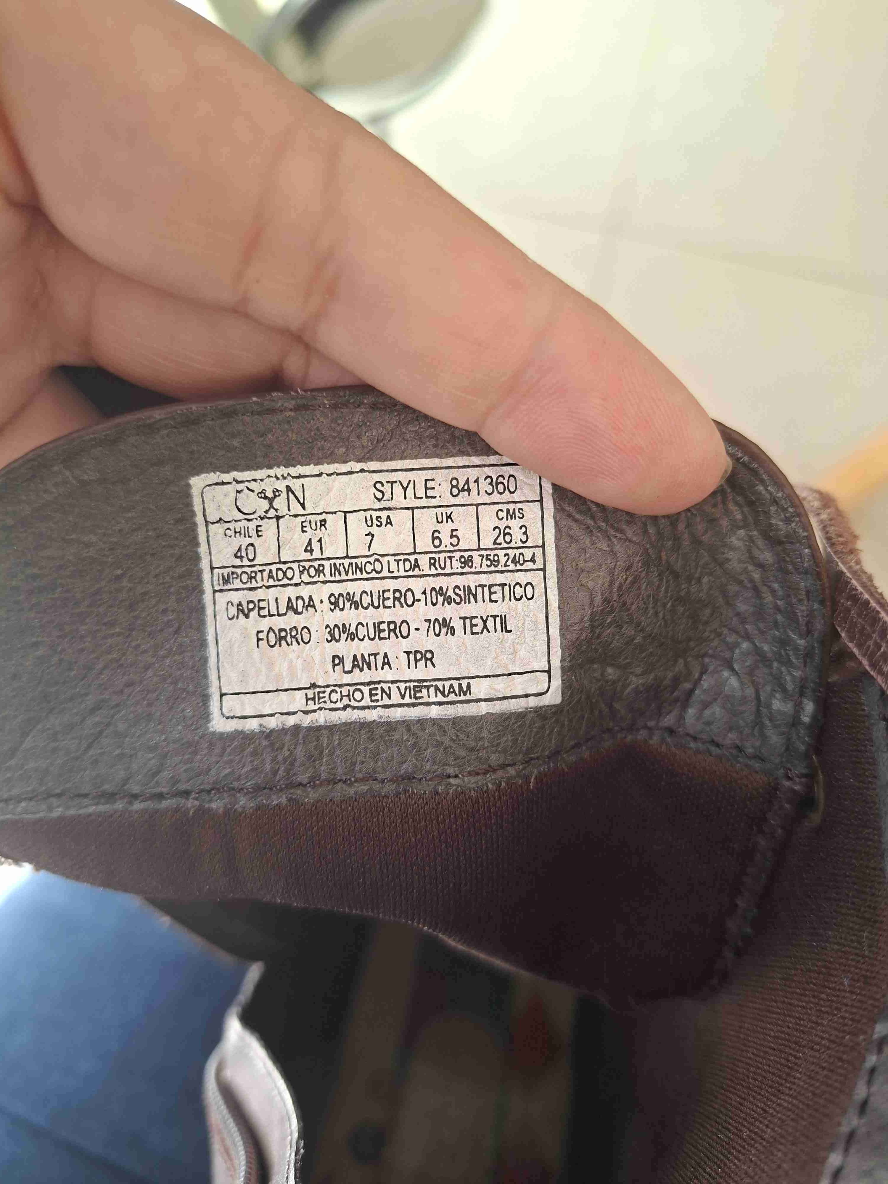 Botas burdeo de cuero con tachas creadoXnosotras - miniatura 3