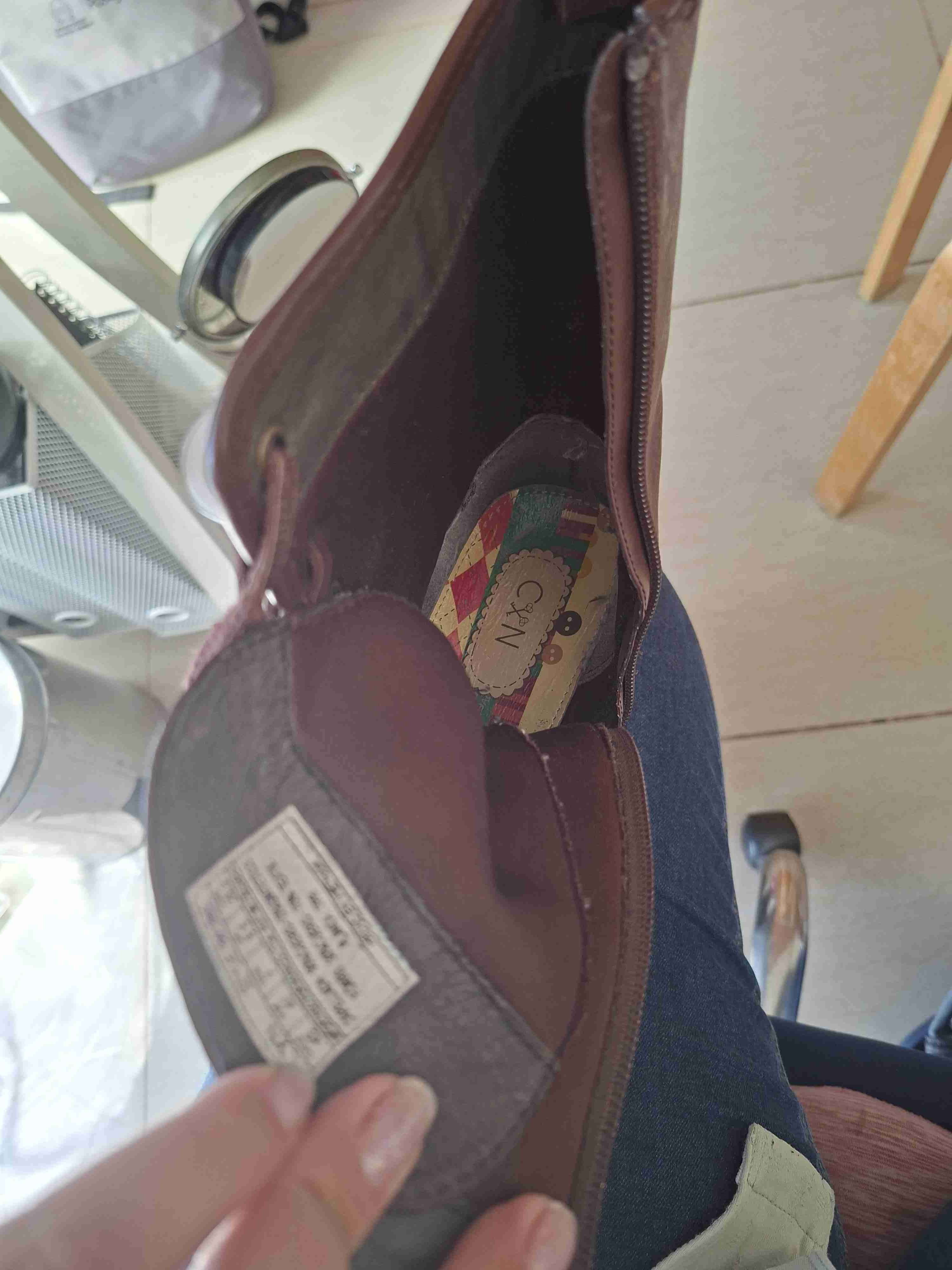 Botas burdeo de cuero con tachas creadoXnosotras - miniatura 4