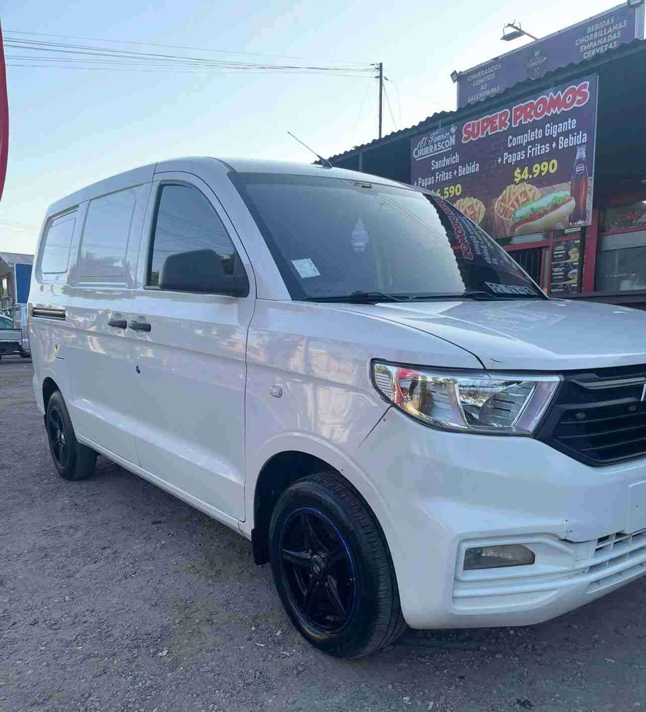 Chevrolet N300 Max — Excelente estado - miniatura 2