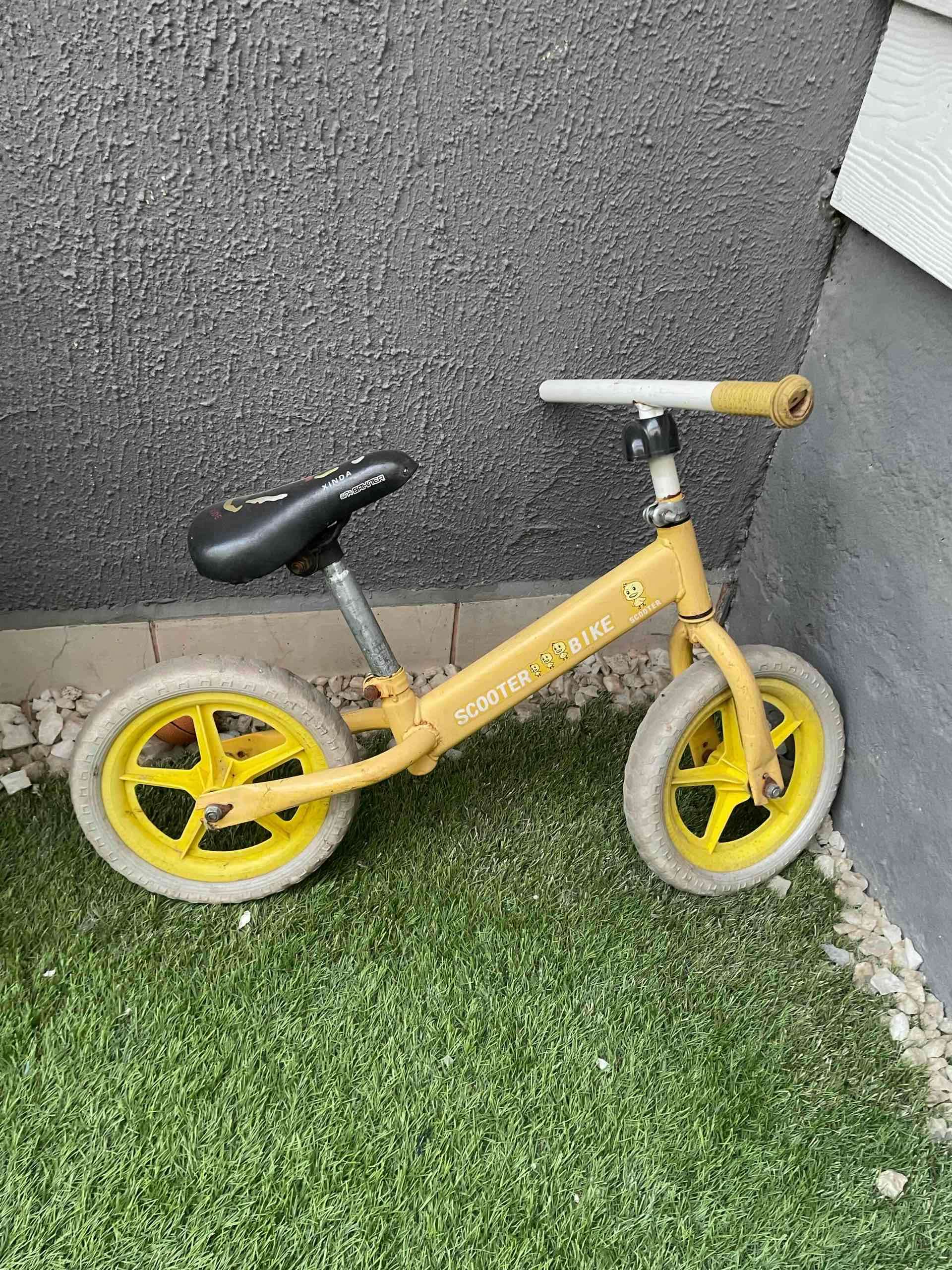 🚲 Bicicleta de Equilibrio Amarilla