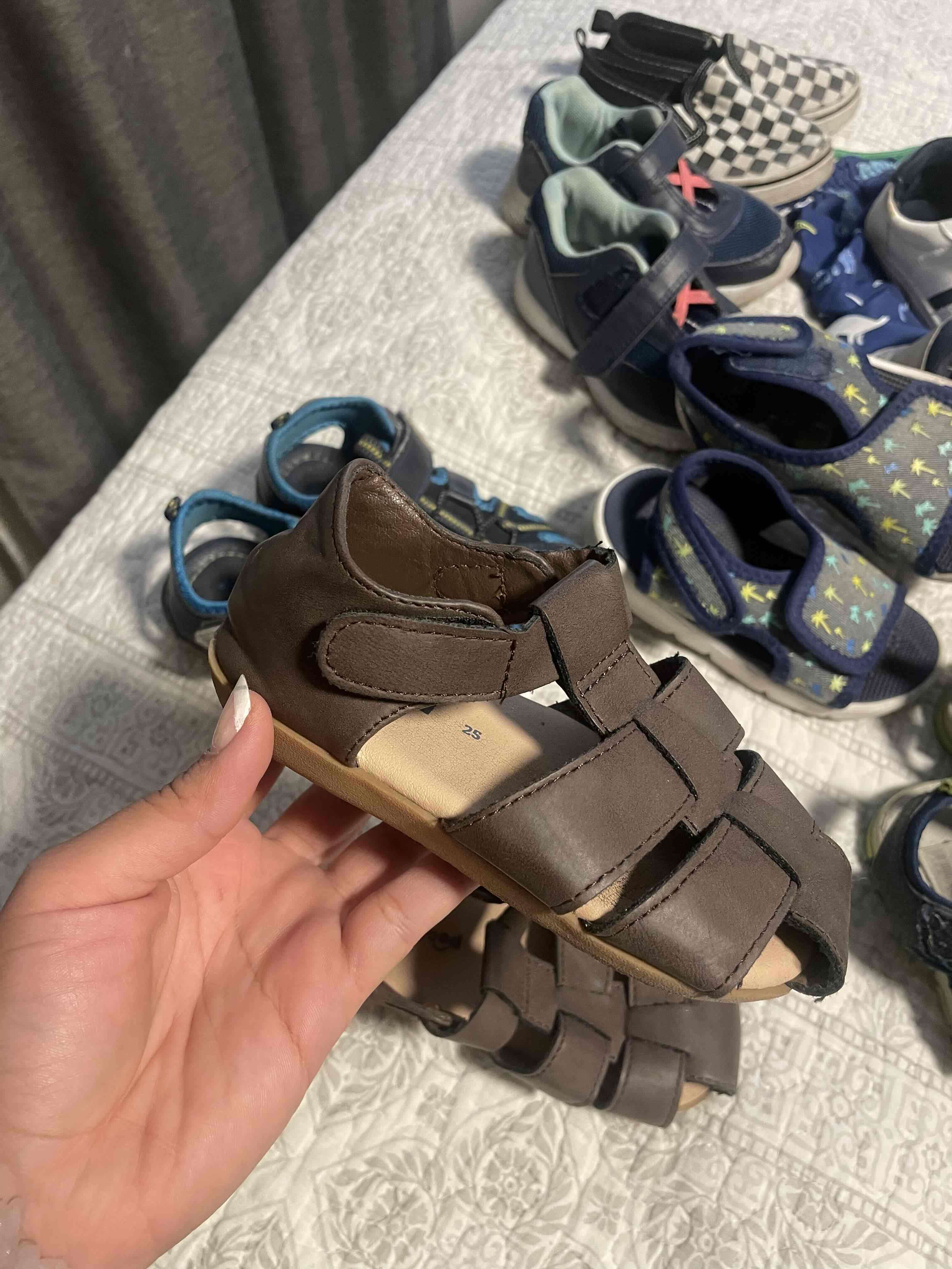 ☀️ Lote de 4 Sandalias Niño Talla 25 (¡Listas para - miniatura 4