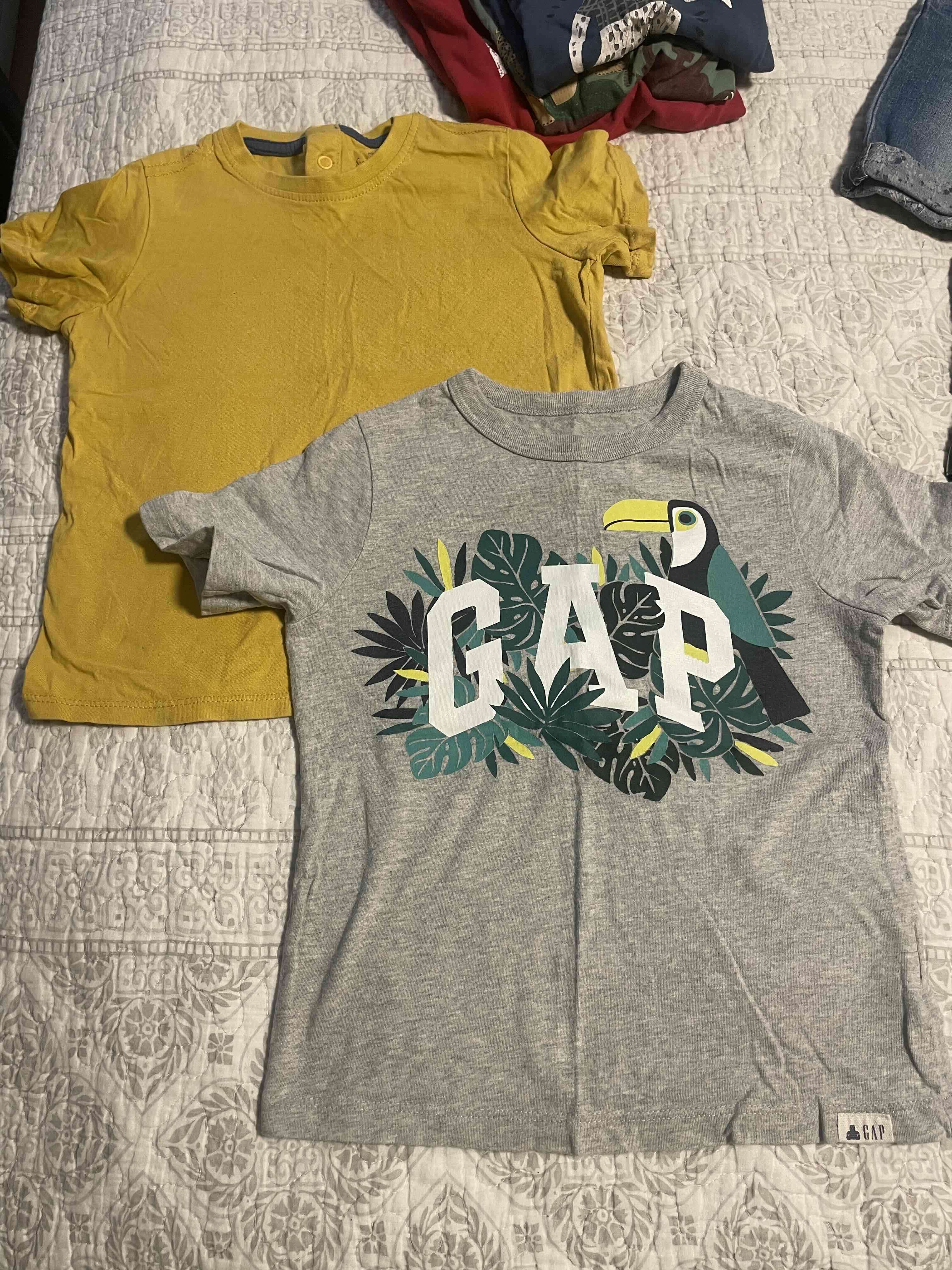 Lote de ropa de verano niño talla 3-4 - miniatura 2