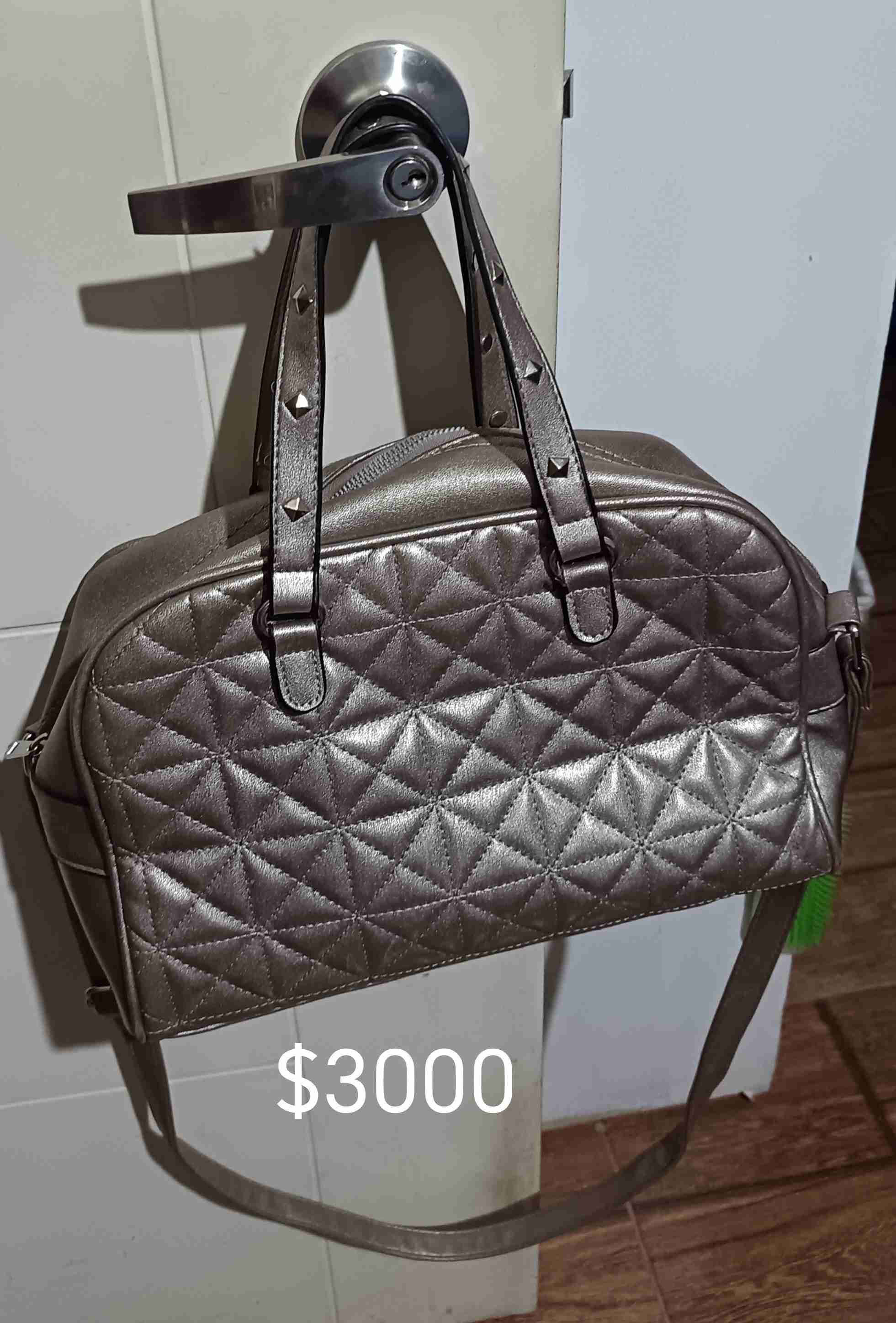 Trench negro con capucha. Talla S - miniatura 5