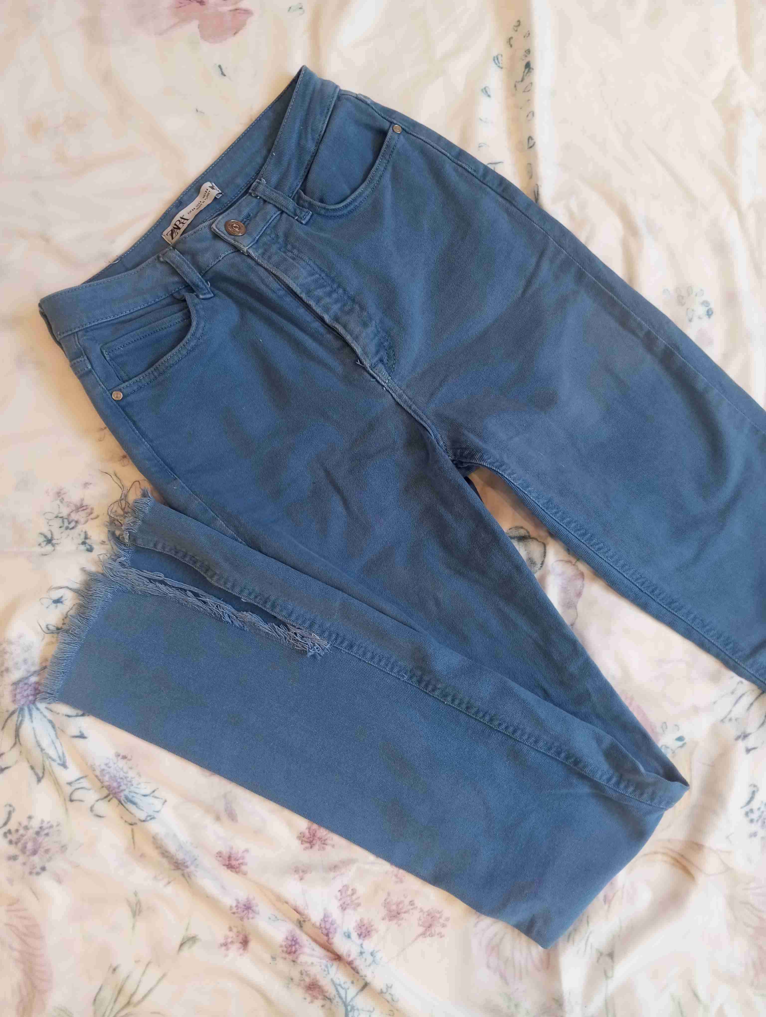 Jeans celestes Zara - miniatura 2