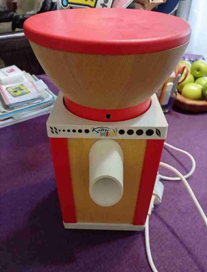 Molino de granos eléctrico Komo