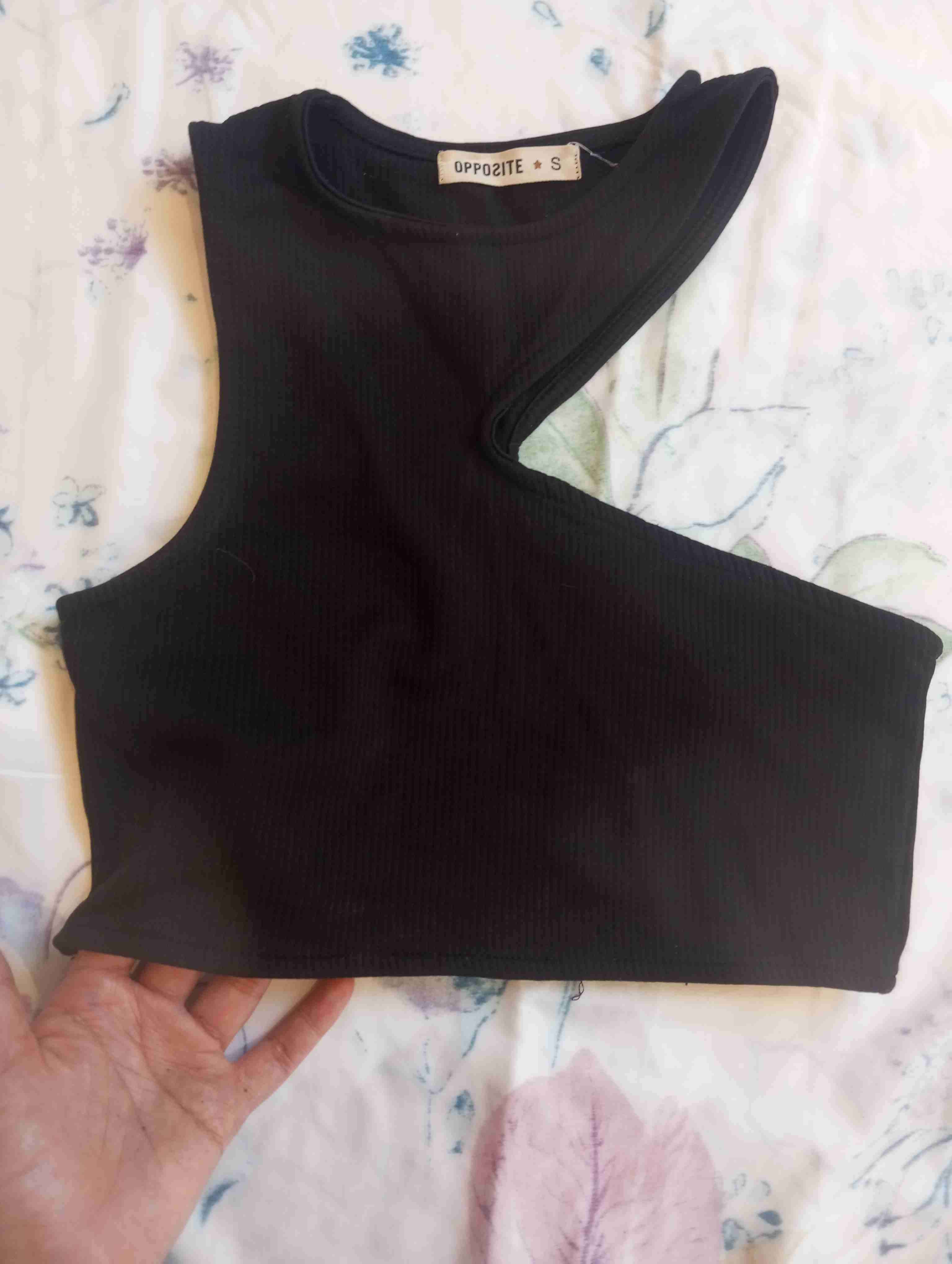 Crop asimétrico Opposite talla S - miniatura 3