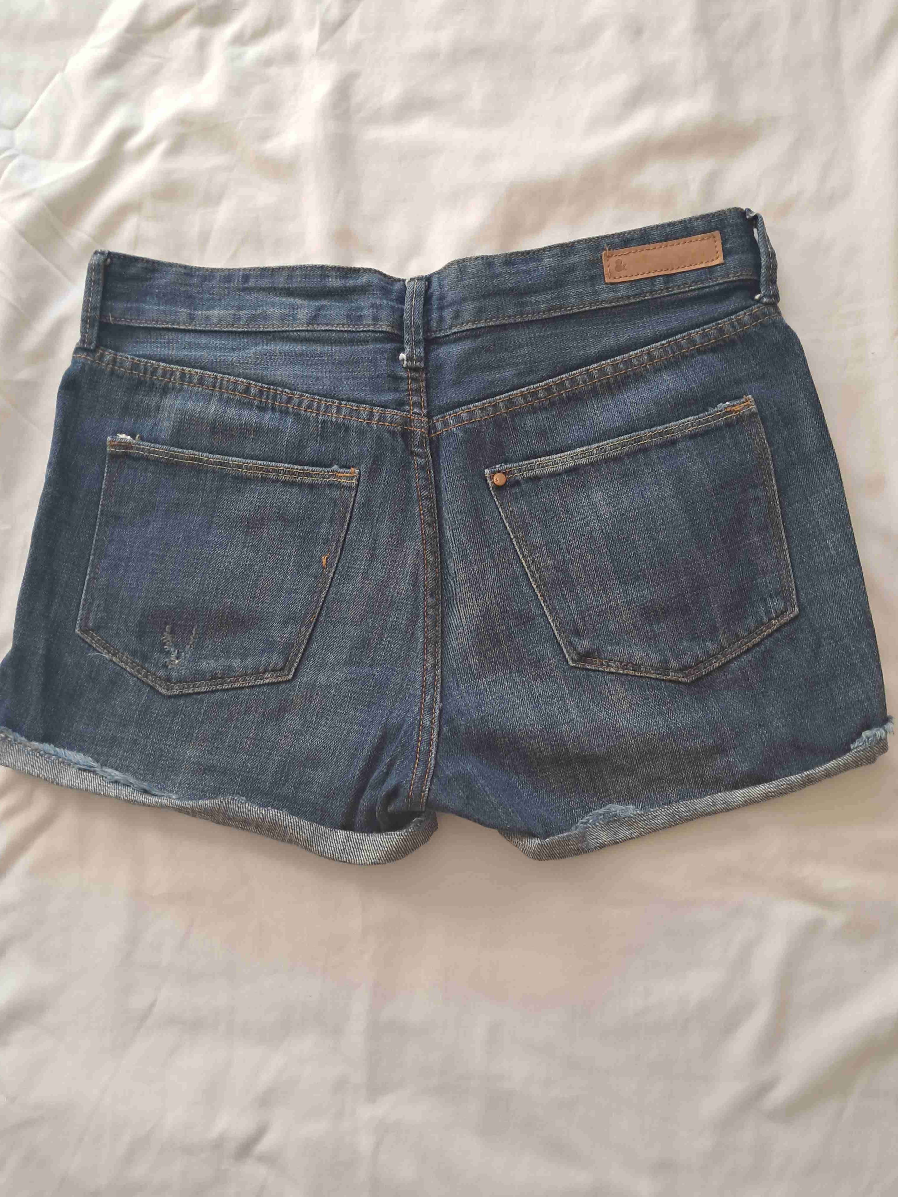 Shorts de mezclilla desgastados HyM talla 36 - miniatura 2
