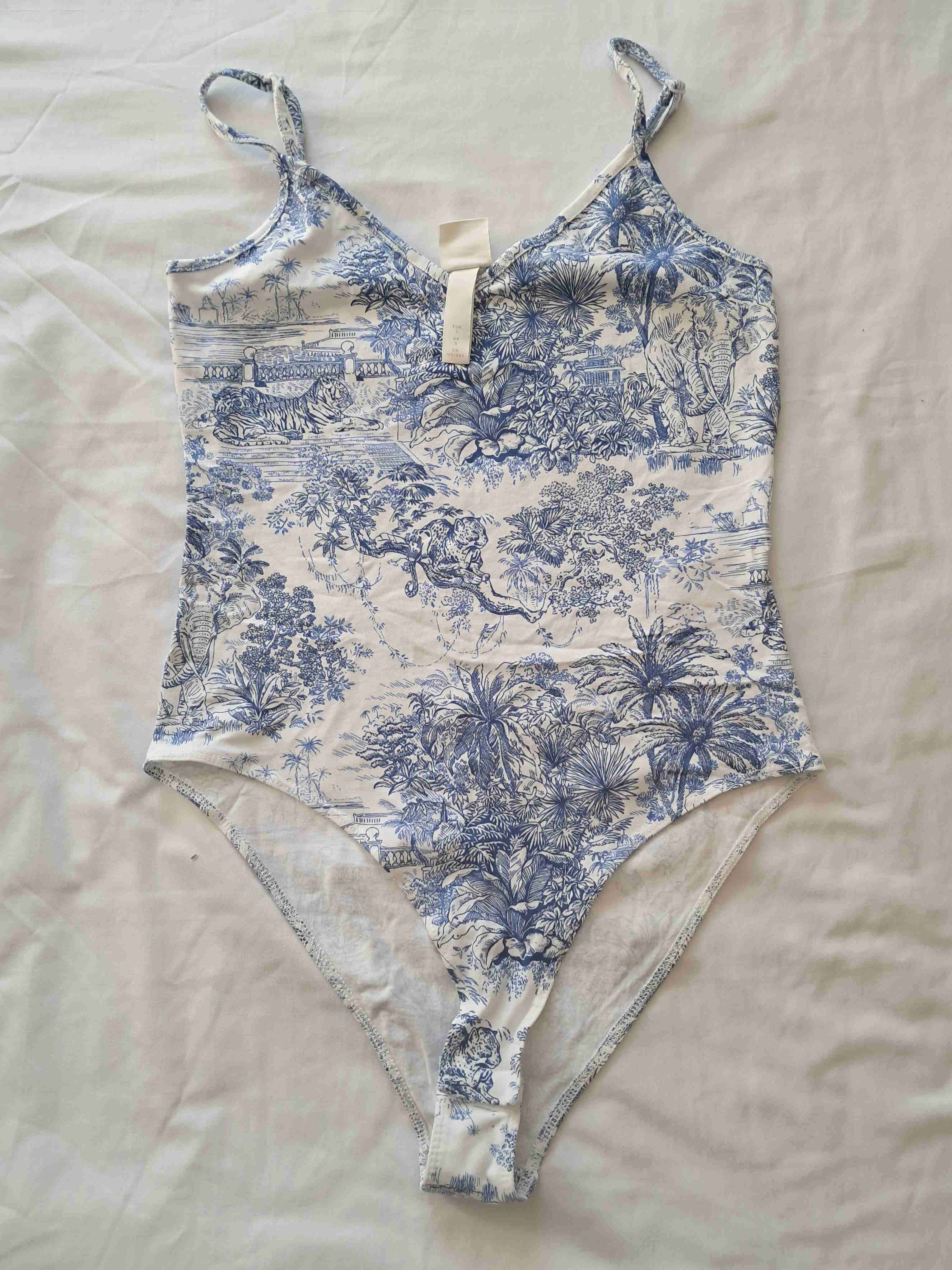 Body estampado azul y blanco HyM talla S