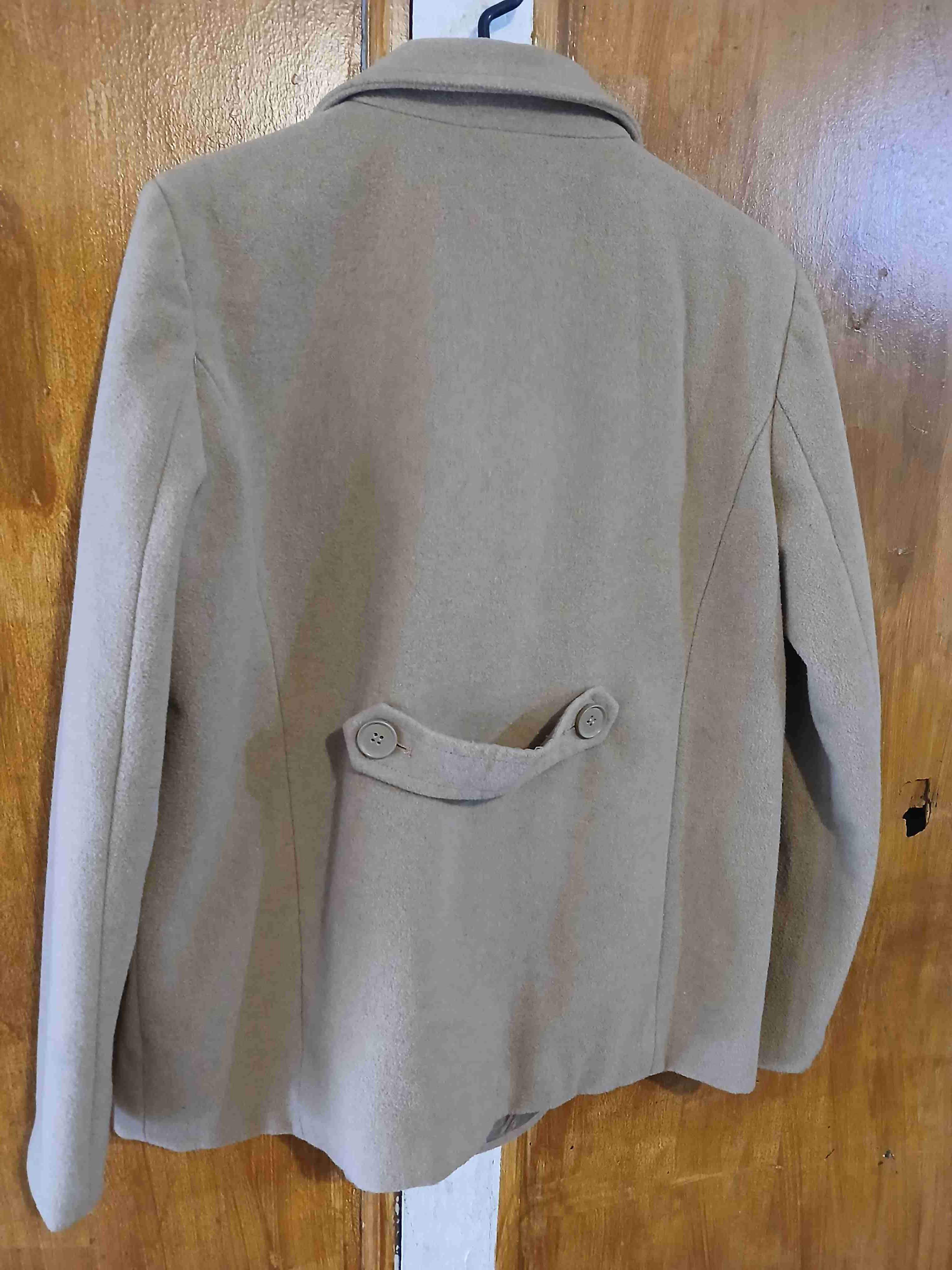 Chaquetón beige de mujer - miniatura 2