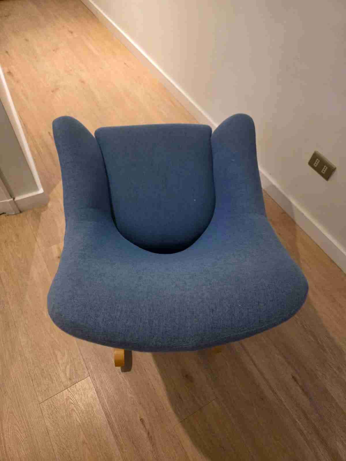 Sillón azul moderno - miniatura 2