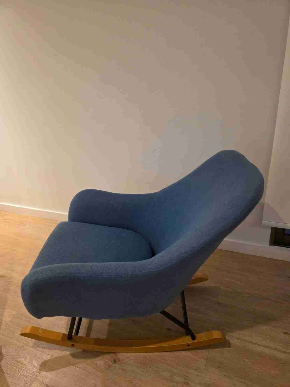 Sillón azul moderno - miniatura 3