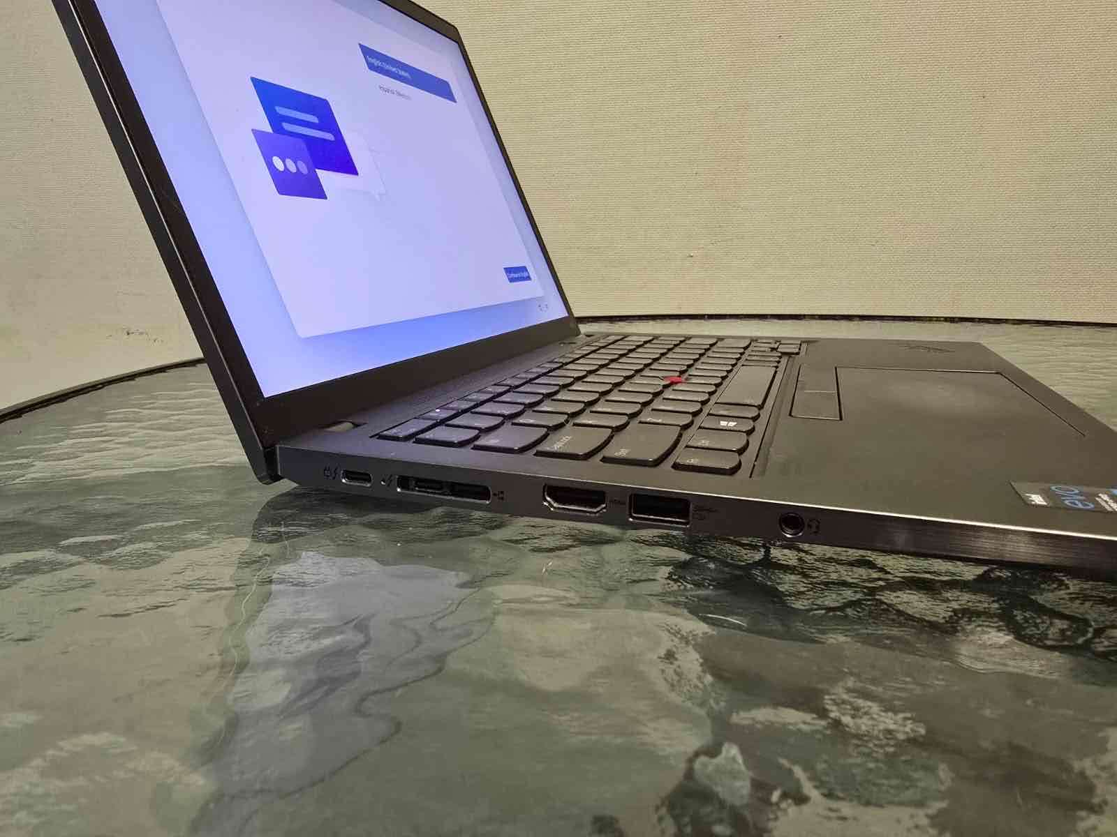 Laptop ThinkPad X1 Carbon - miniatura 4