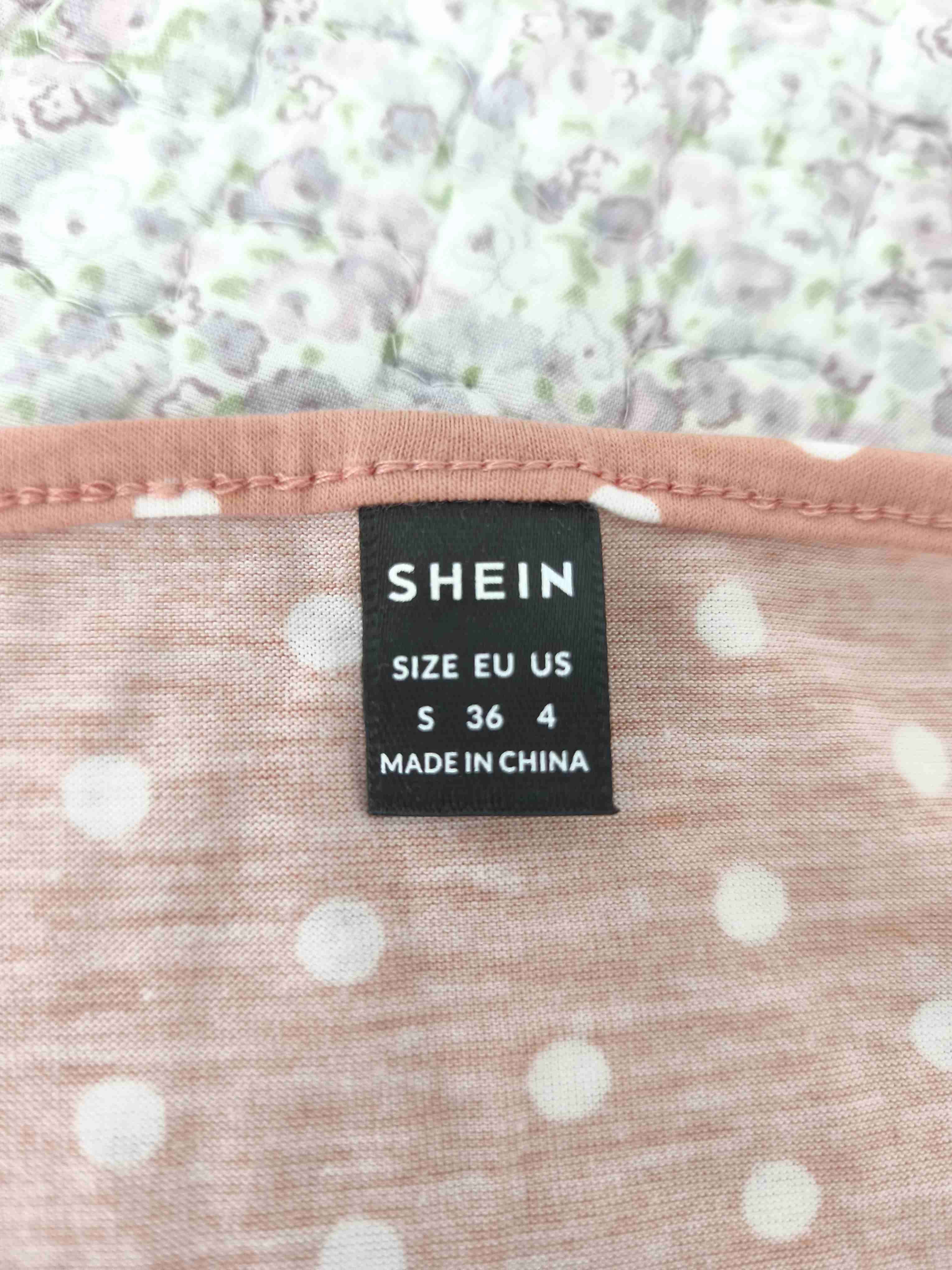 Vestido rosa con lunares - miniatura 2