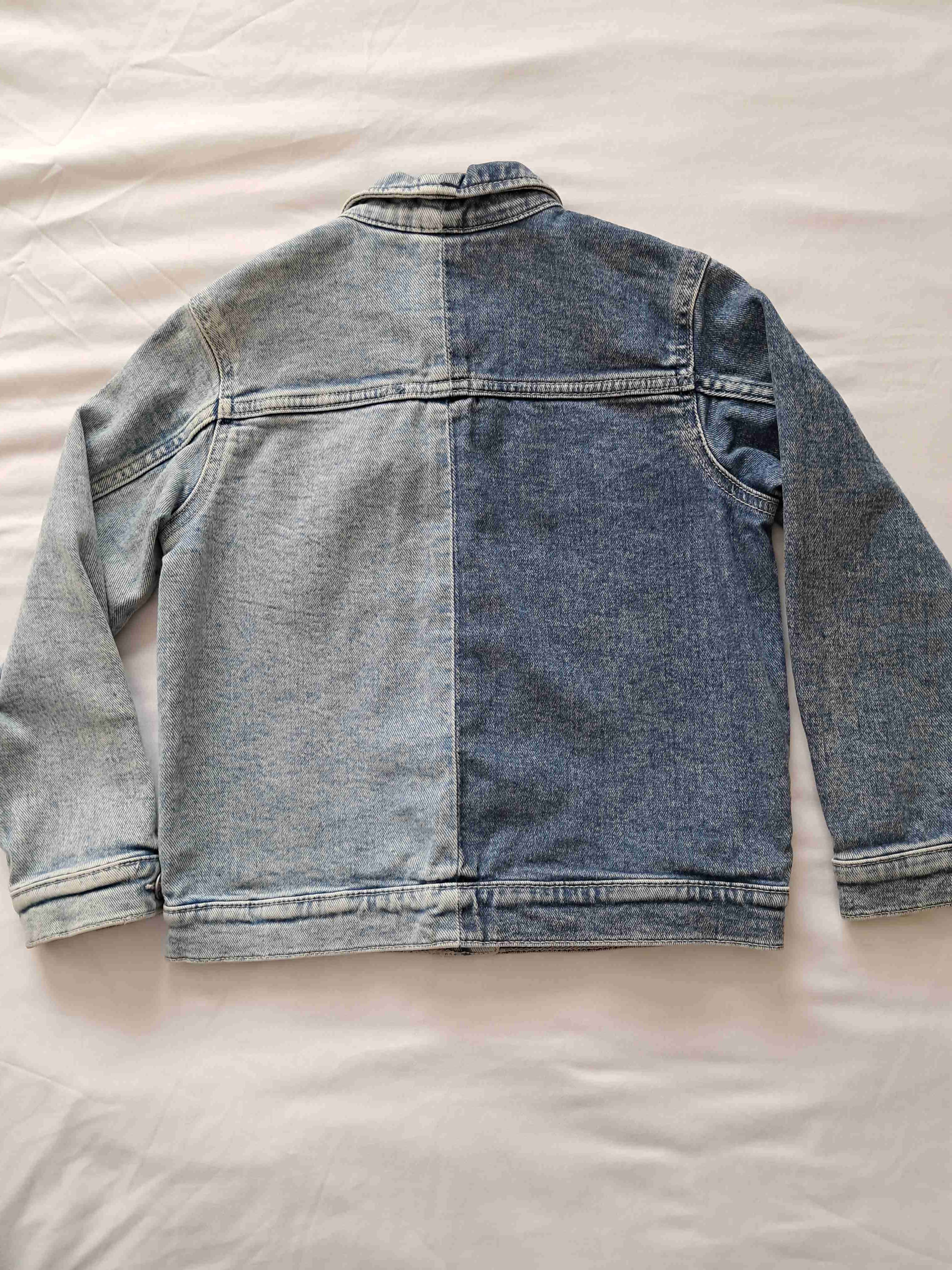 Chaqueta de mezclilla azul claro HyM talla 7-8 - miniatura 2