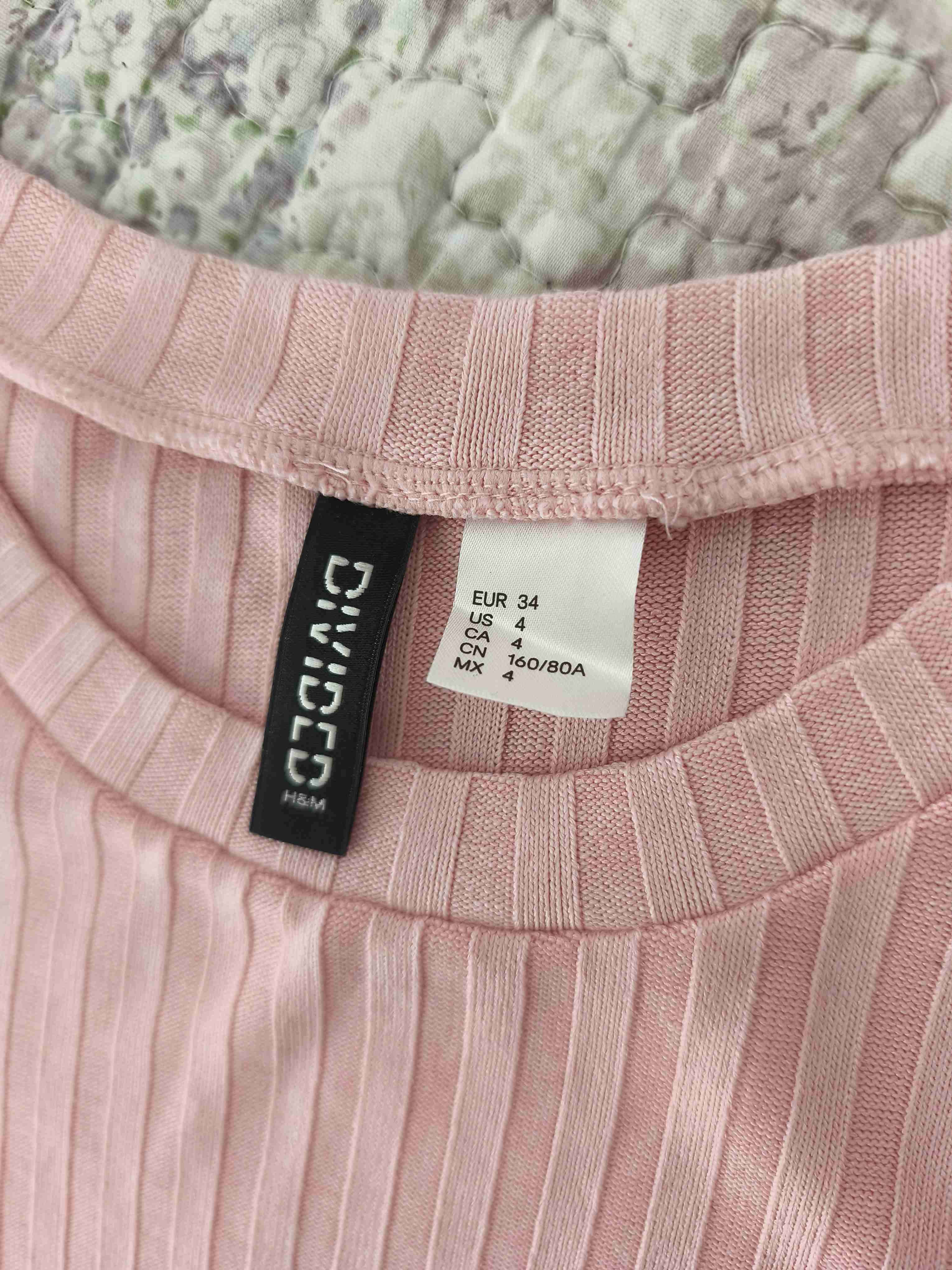 Vestido rosa de canalé - miniatura 2