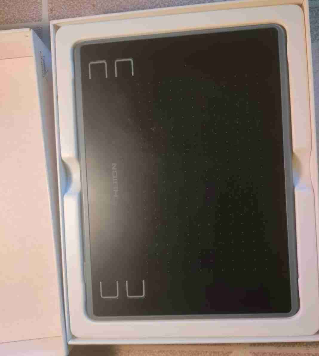 Tableta de dibujo Huion Inspiroy - miniatura 2