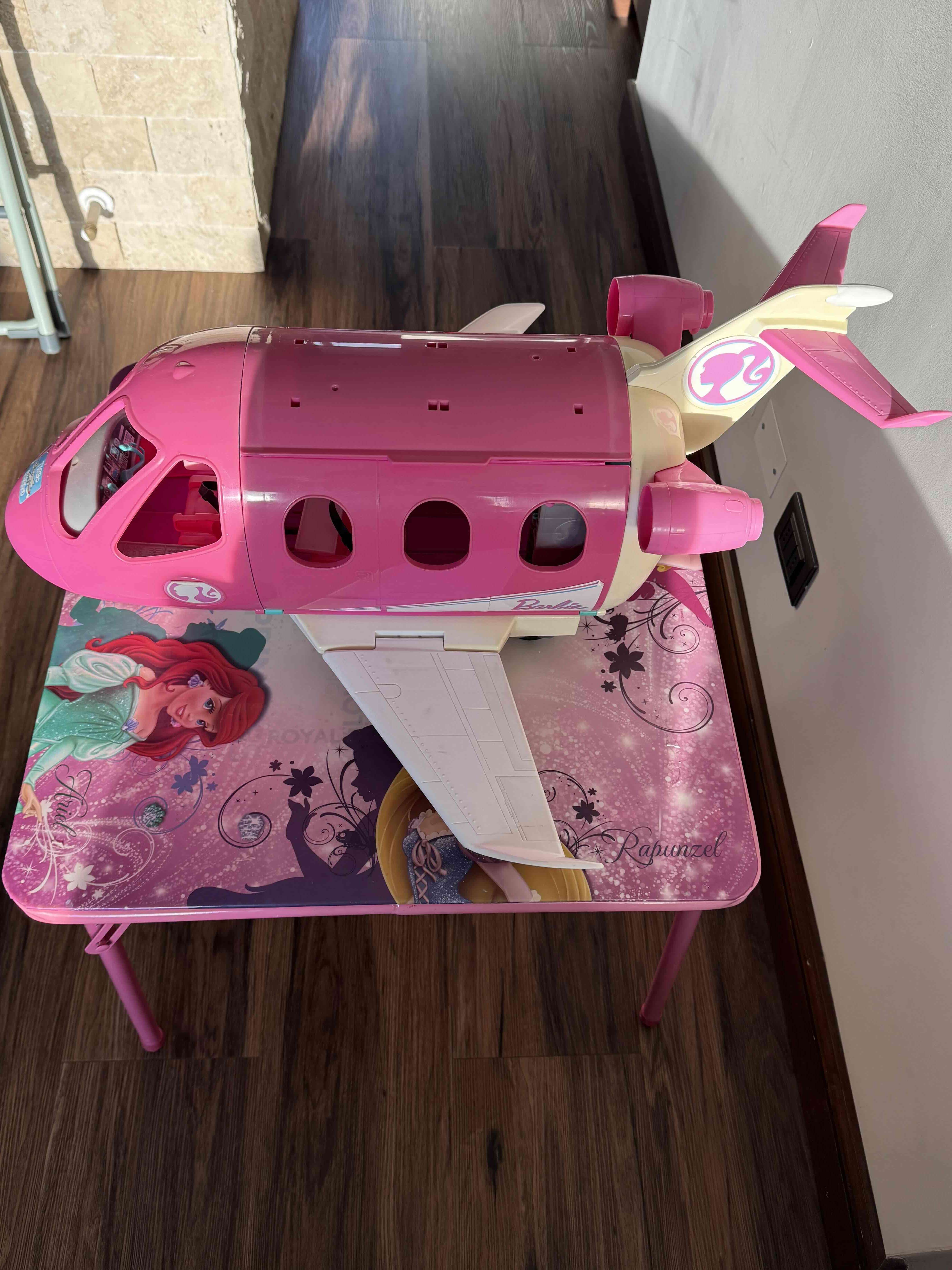 Avión de Barbie color rosa - miniatura 4