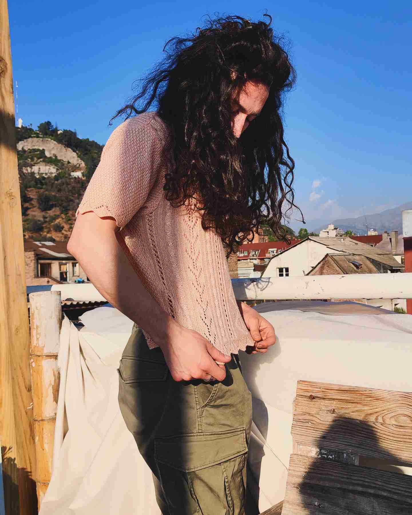 Polera rosa tejido ligero