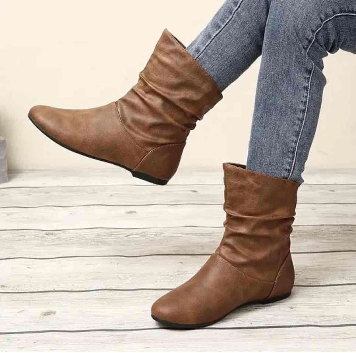 Botas marrones estilo casual - miniatura 2