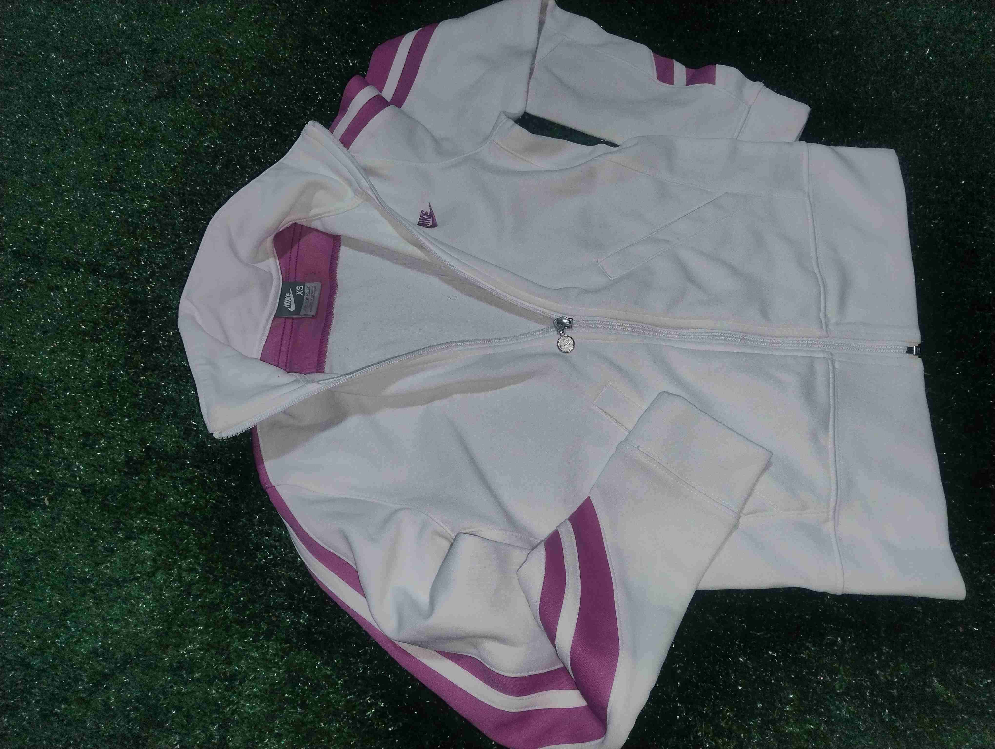 Poleron Nike con cuello mujer - miniatura 3