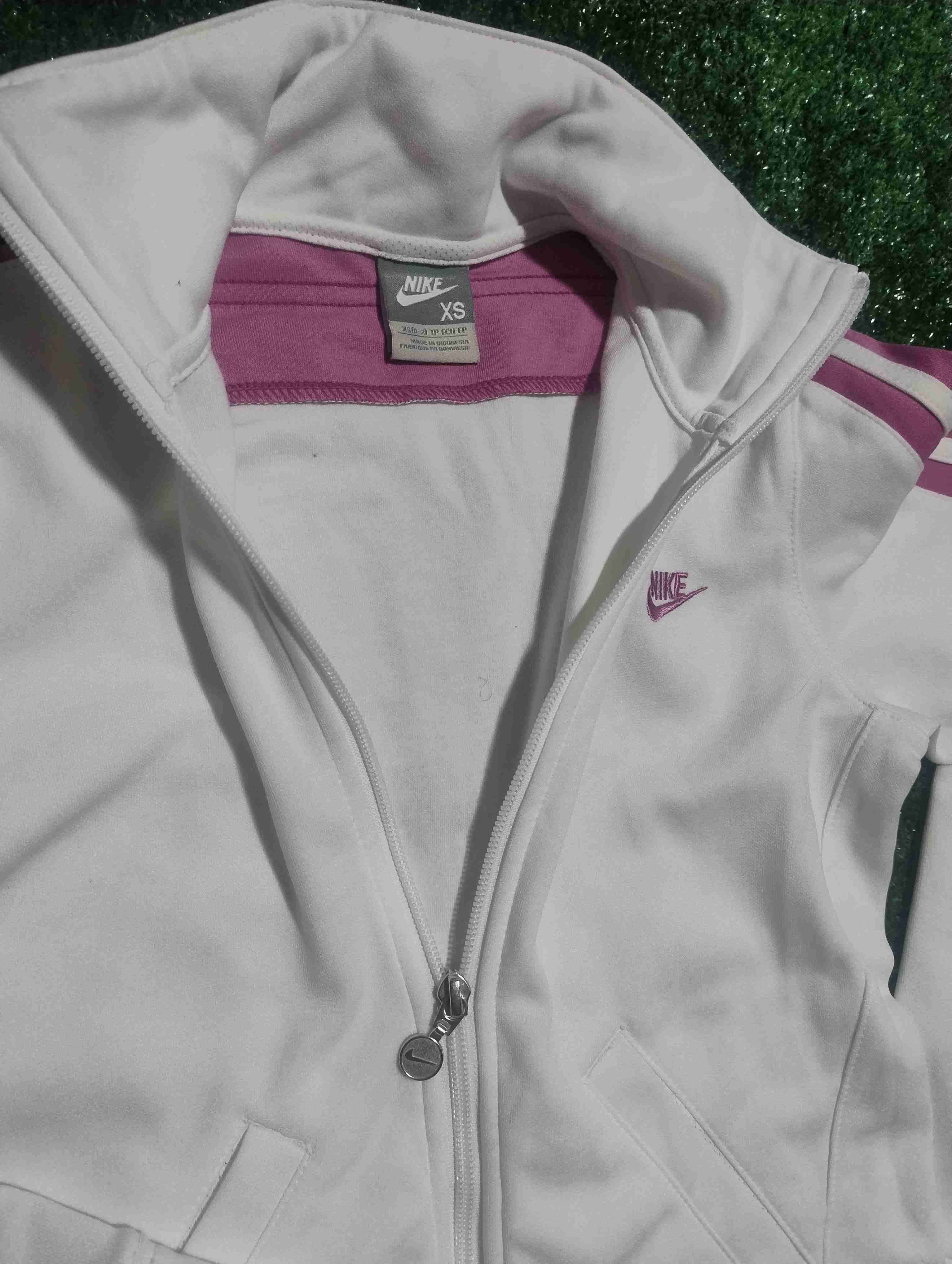 Poleron Nike con cuello mujer - miniatura 4