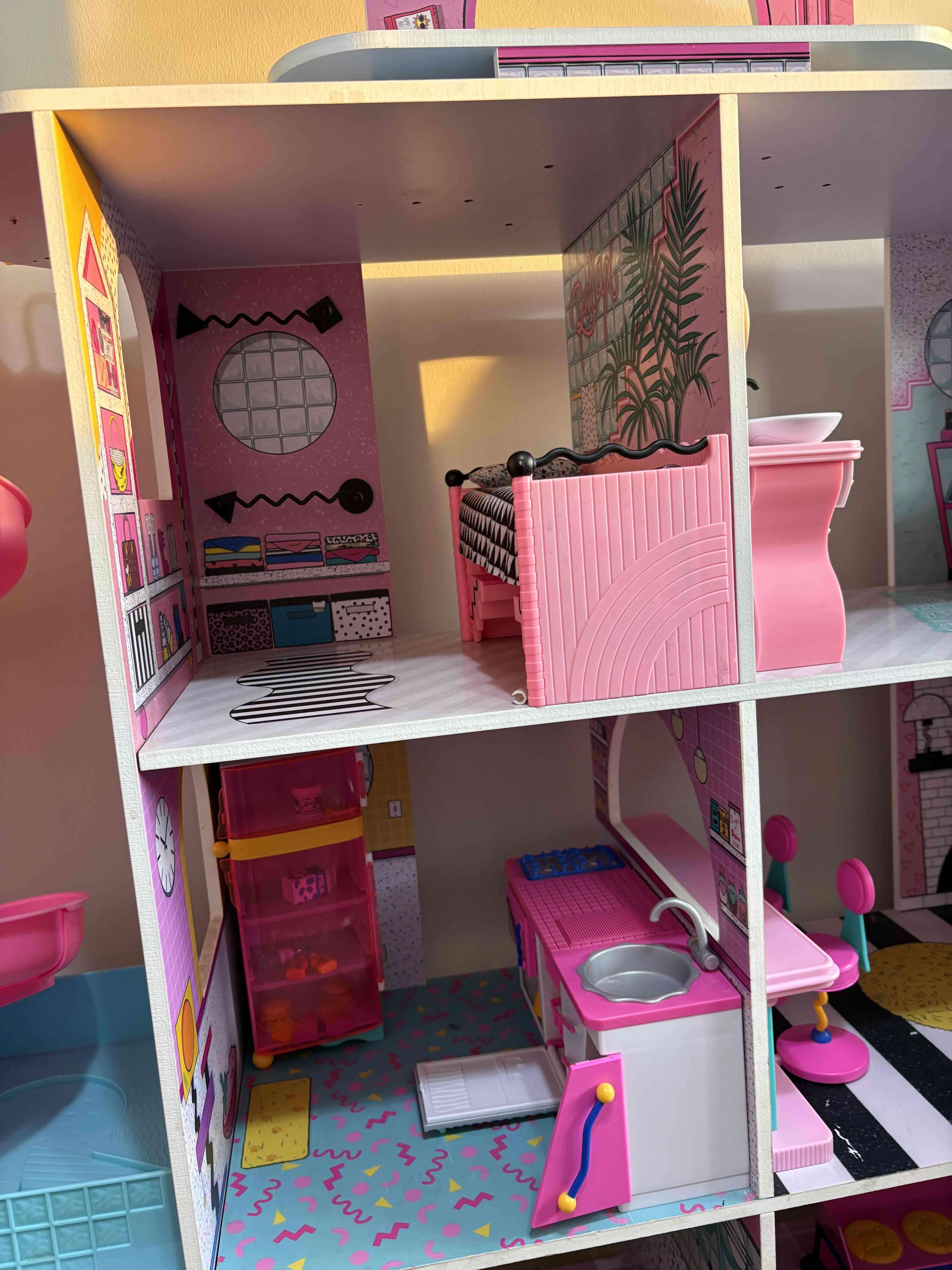 Casa de muñecas grande - miniatura 2