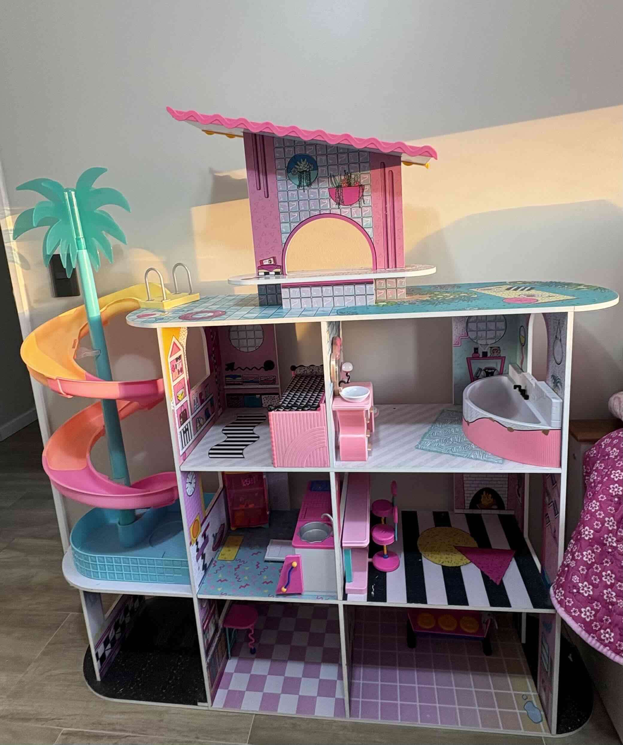 Casa de muñecas grande - miniatura 4
