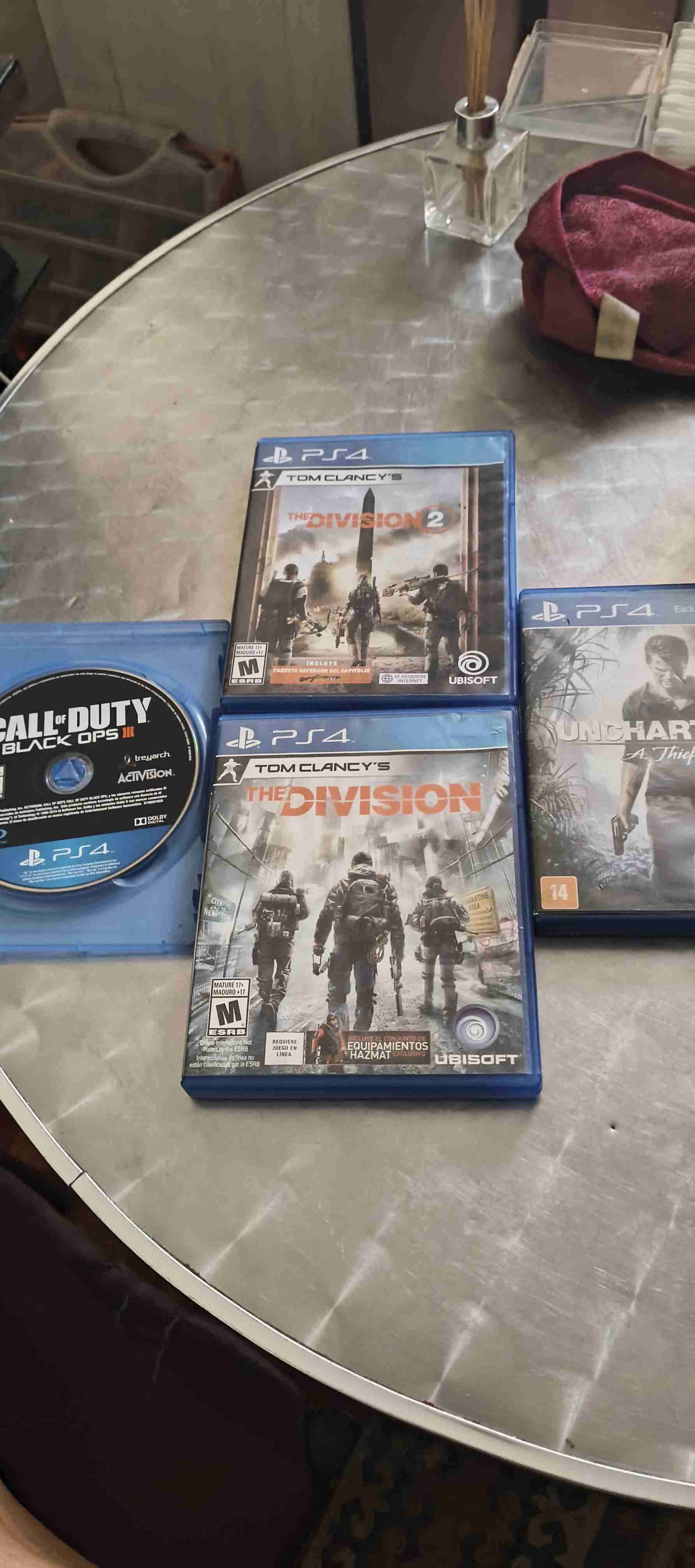 Se vende ps4 - miniatura 2