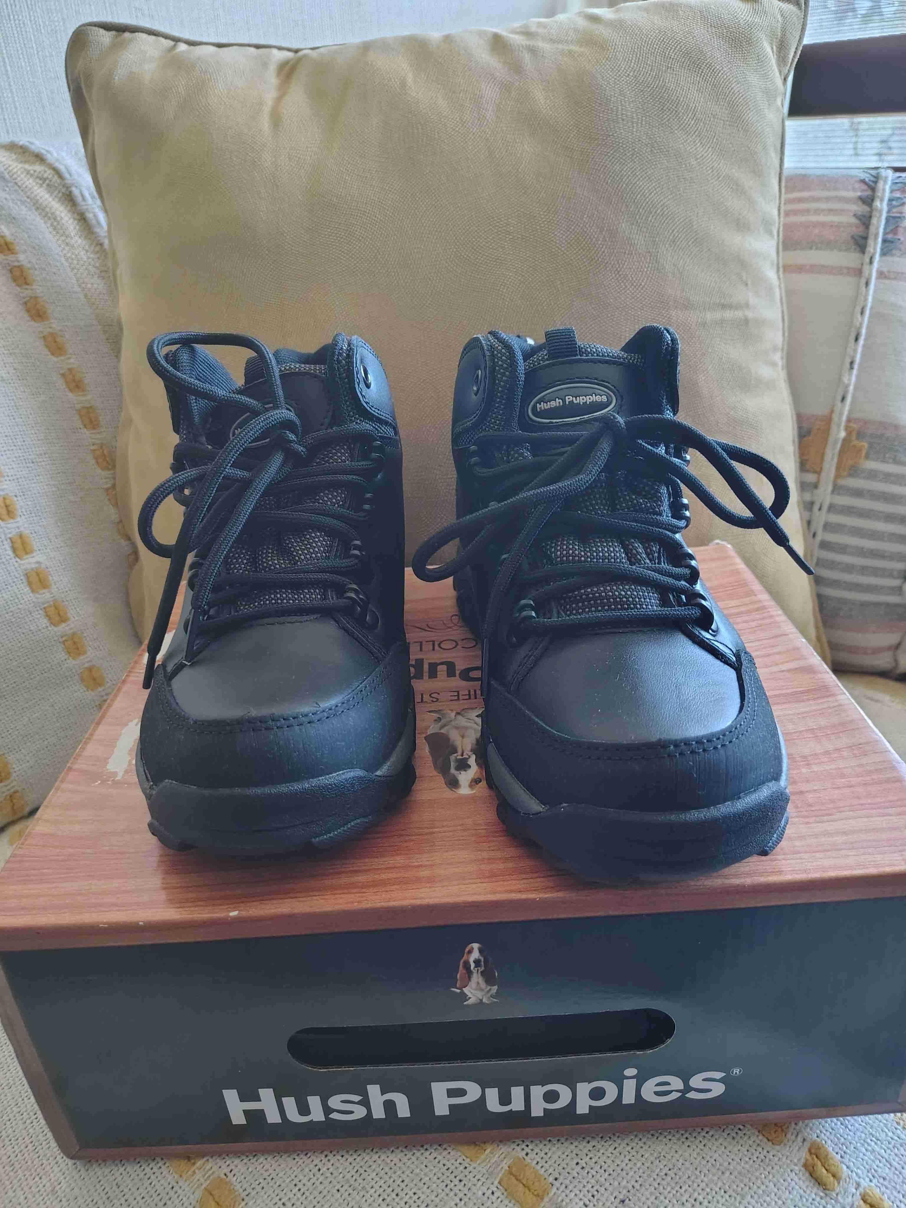 Botas outdoor Hush Puppies negras - miniatura 3