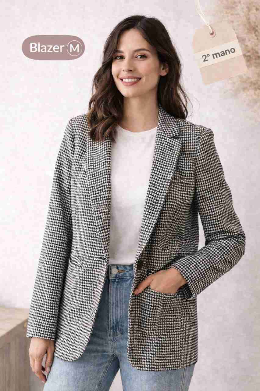 Blazer de cuadros en blanco y negro