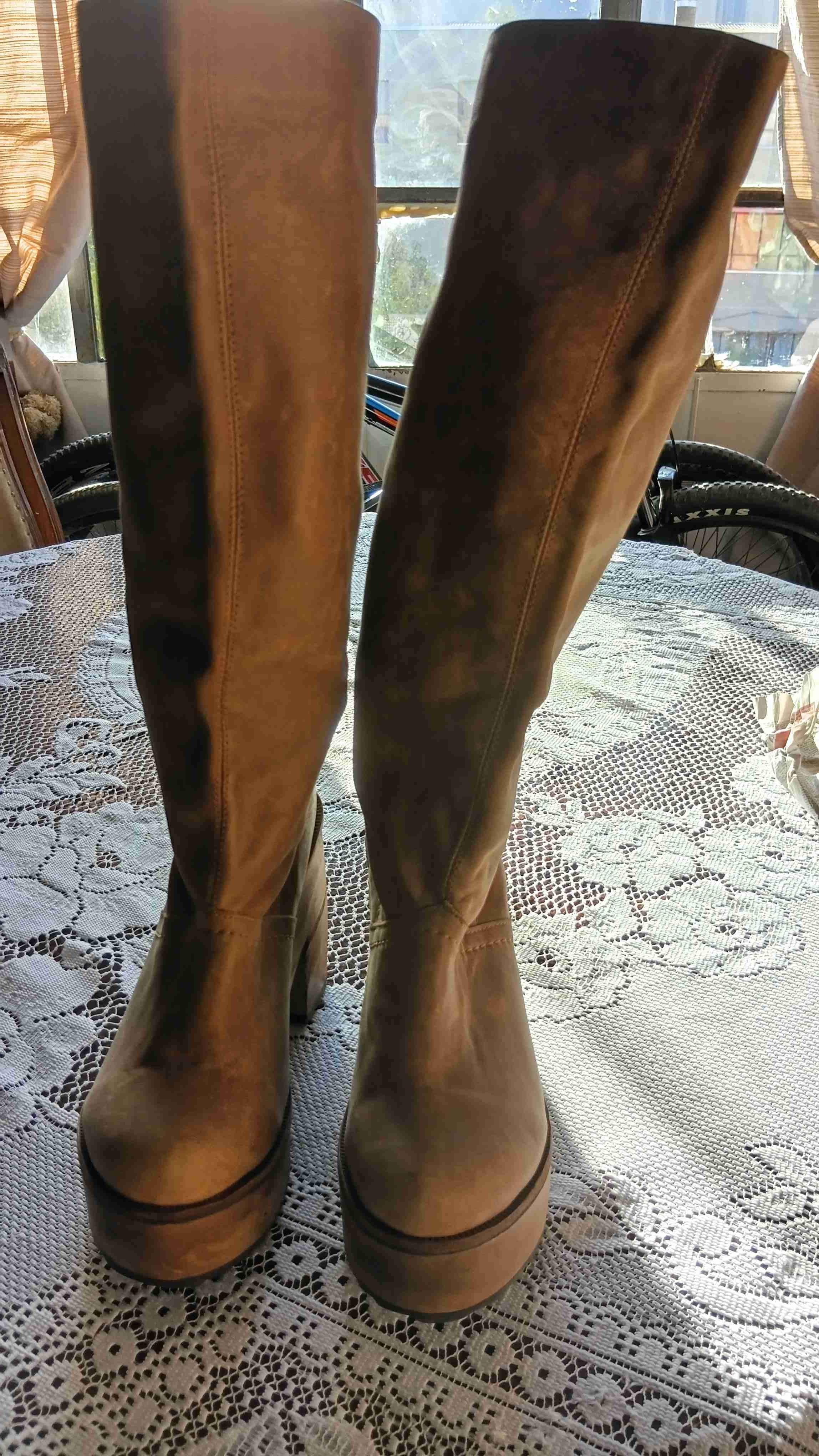 Botas de cuero altas marrones - miniatura 3