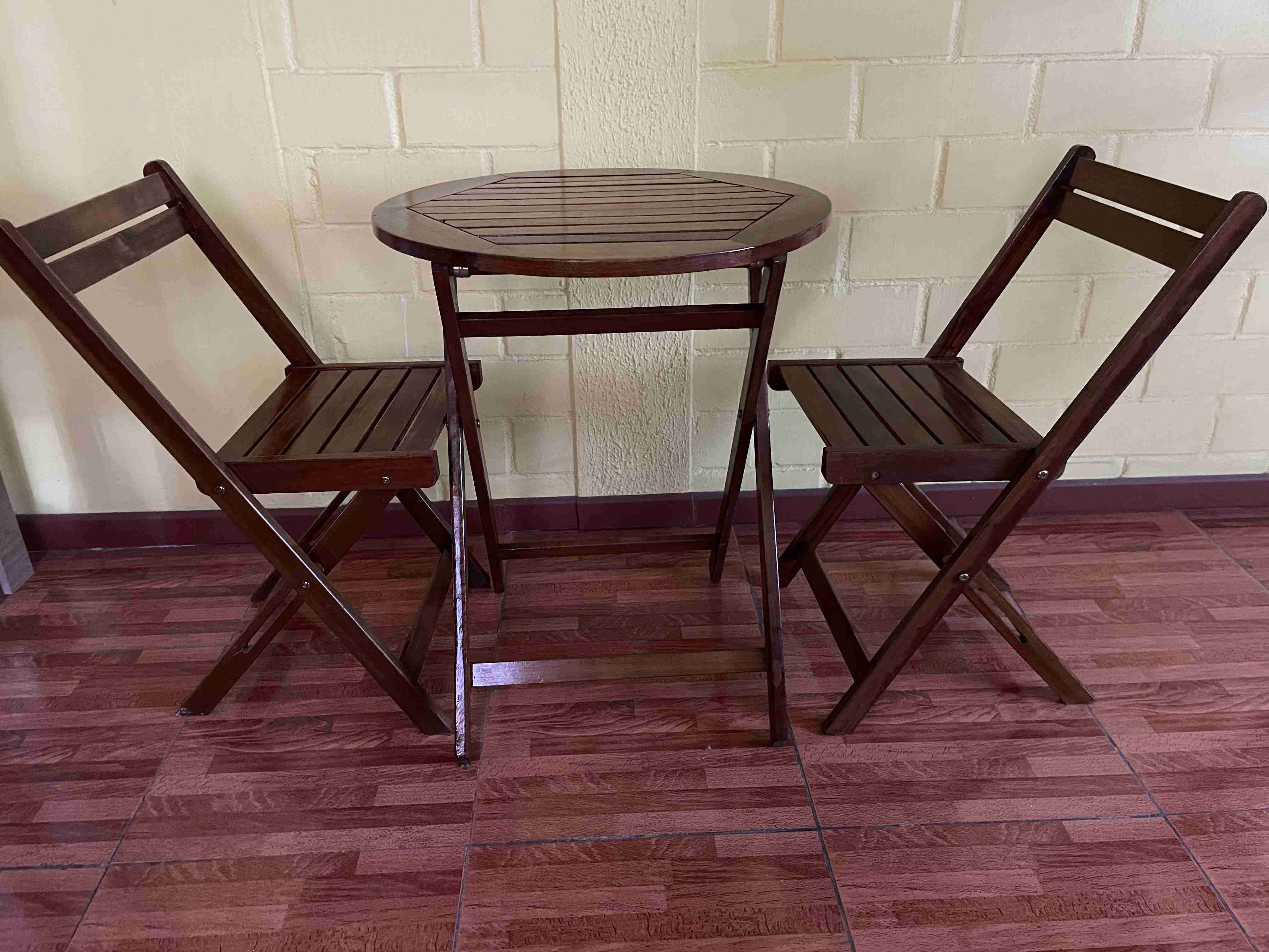 Set de mesa y sillas plegables