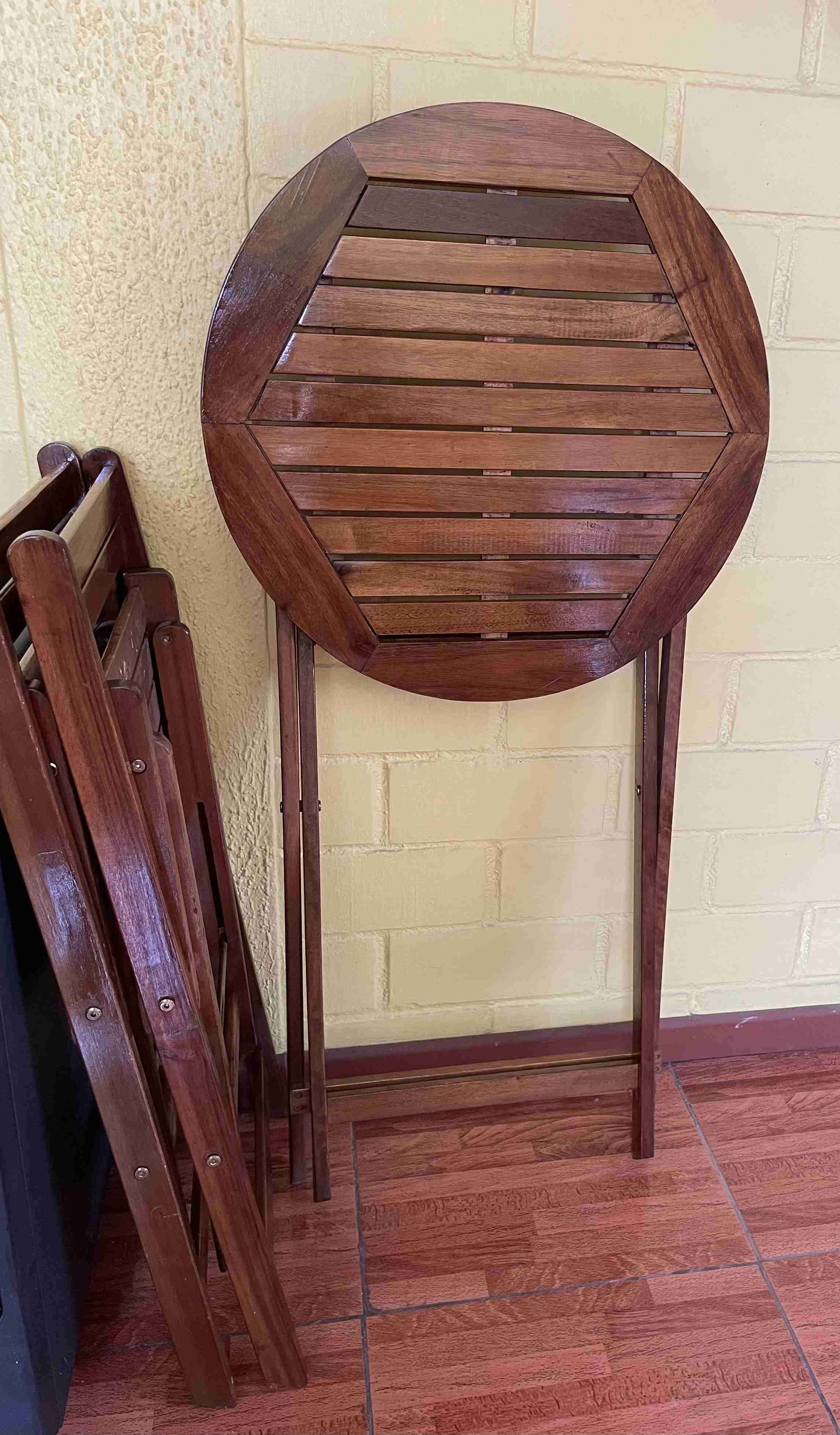 Set de mesa y sillas plegables - 4