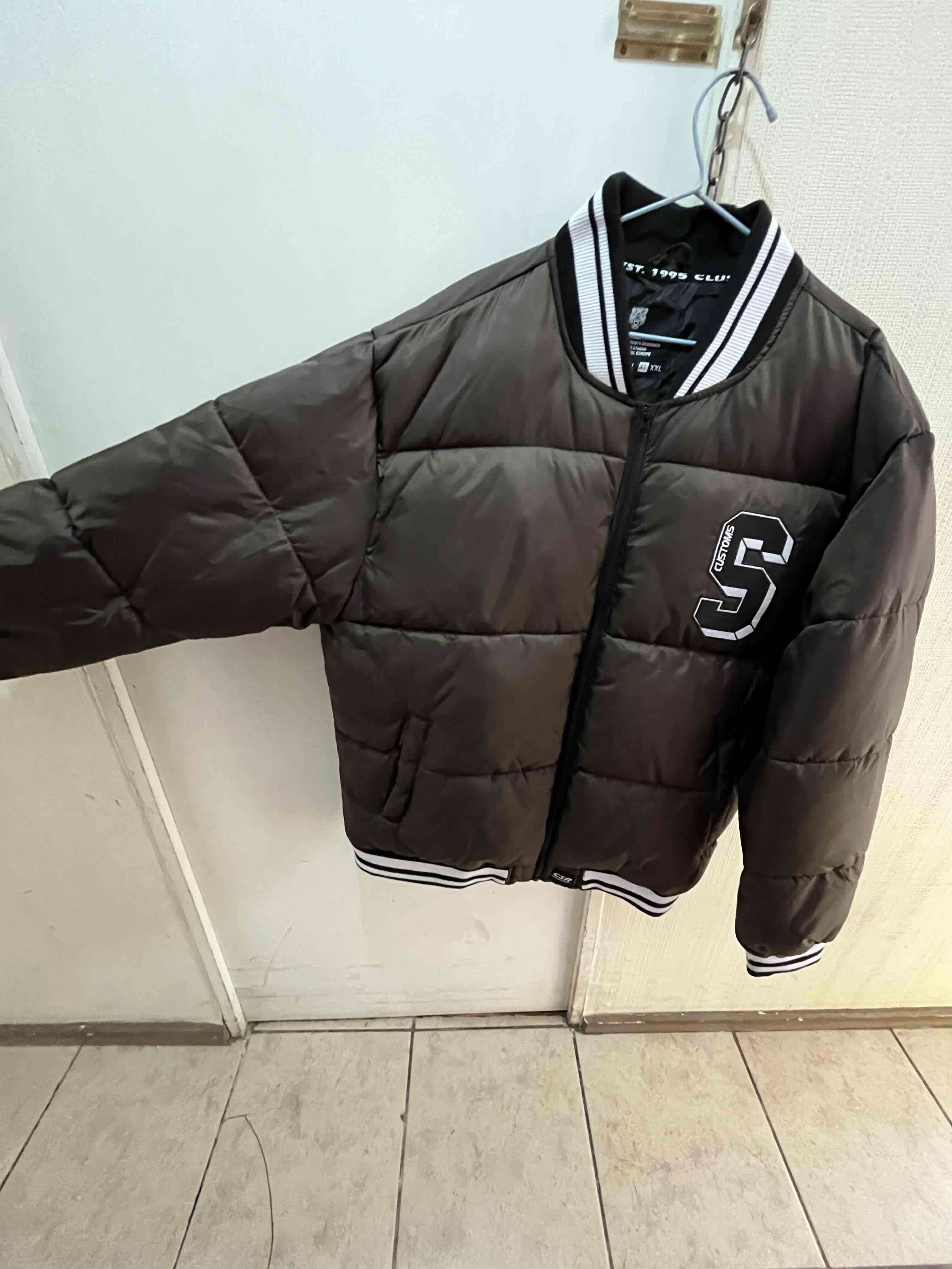 Chaqueta bomber acolchada