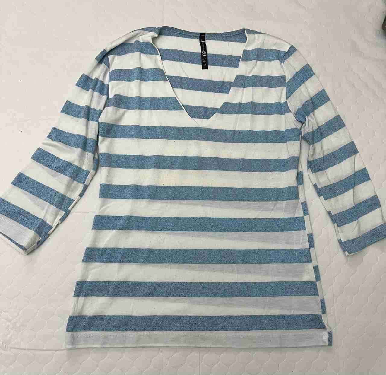 Polera rayada de manga 3/4